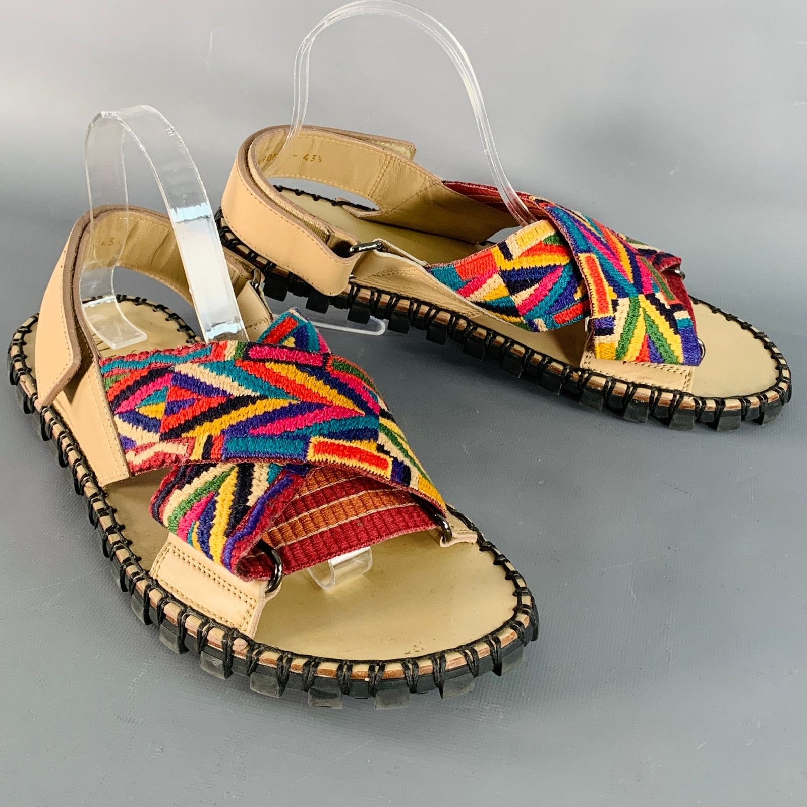 Valentino VALENTINO GARAVANI Multi Color Embroidery Leather Sandals Size US 10.5 / EU 43-44 - 1 Thumbnail