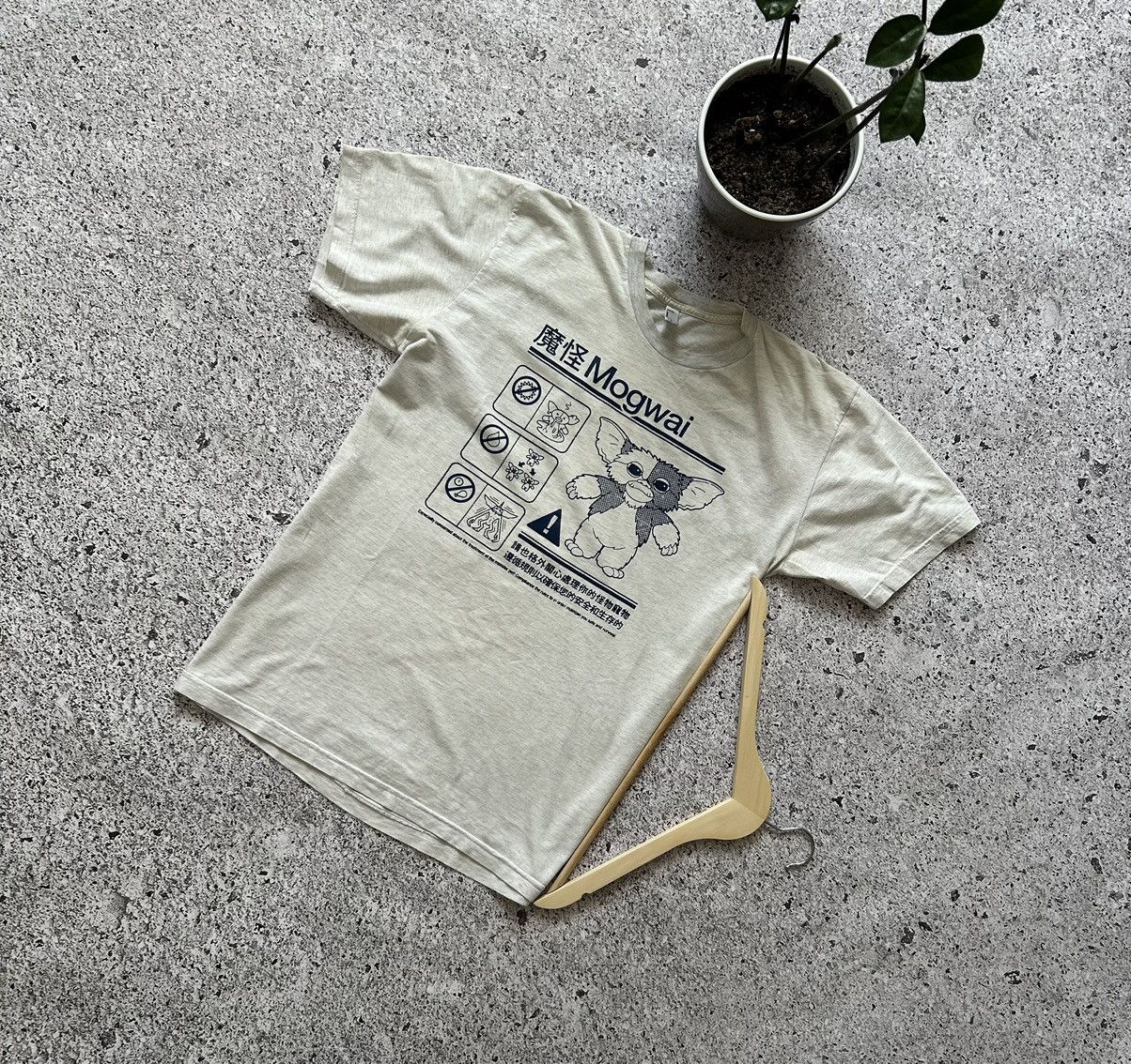 Band Tees × Vintage Rare Retro Mogwai Monster Rock Band Art Japanese T-Shirt Size US L / EU 52-54 / 3 - 1 Thumbnail