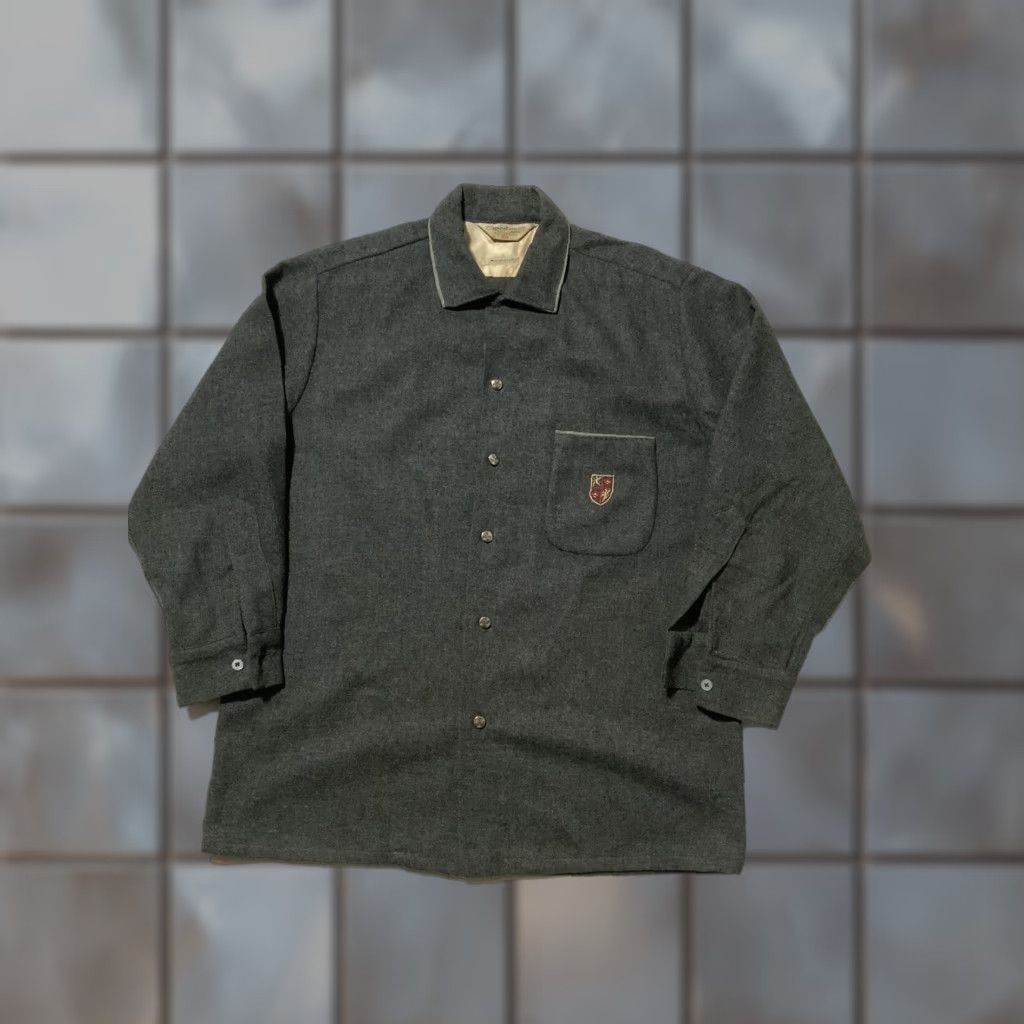 Vintage VINTAGE Sportsman By Cal-Made California Woolunella Loop Collar Shirt MD 1960s Rockabilly Crest Pocket Button Long Sleeve Mens M Size US M / EU 48-50 / 2 - 1 Thumbnail