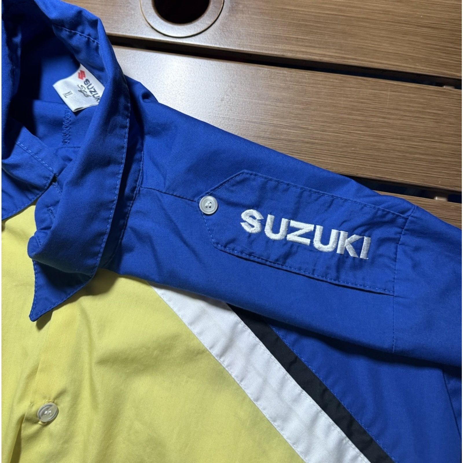 Other Team Suzuki Racing Button Up Style Shirt XL ( FLAWS ) Size US XL / EU 56 / 4 - 5 Thumbnail