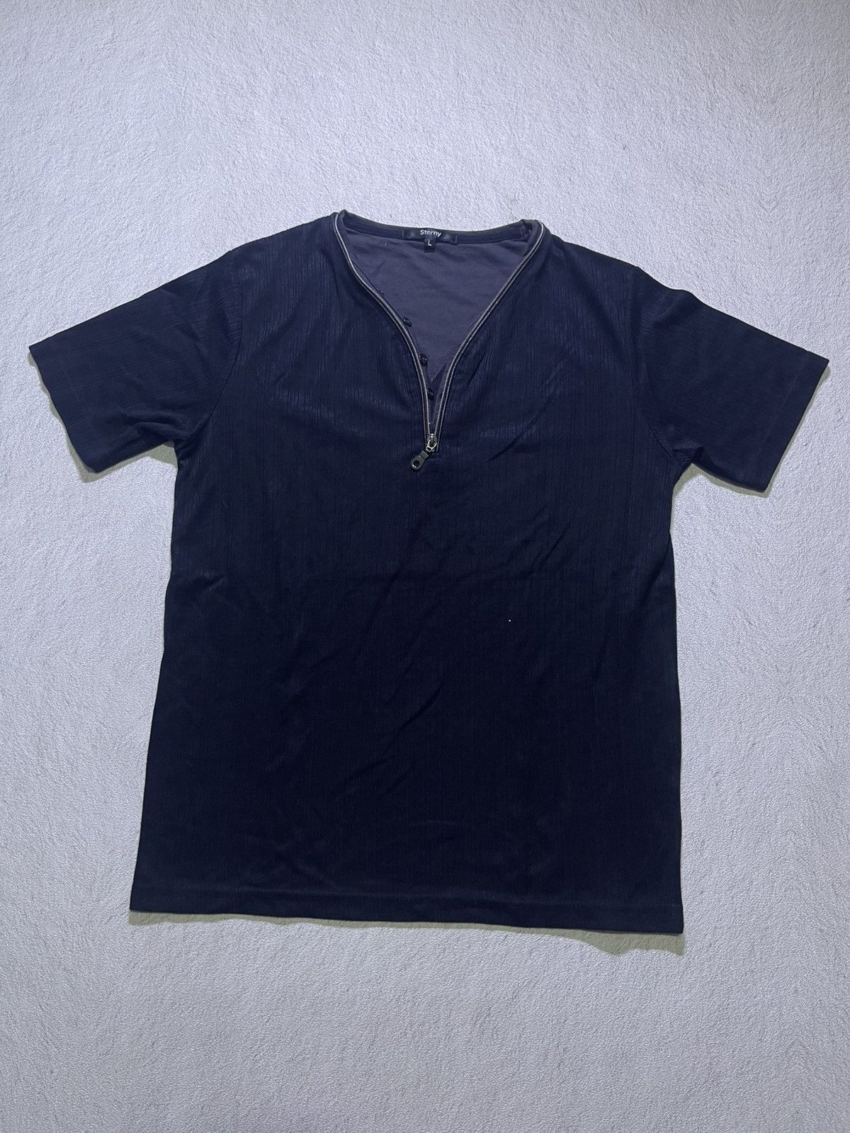 Japanese Brand Y2K STERNY short sleeve tshirt Size US M / EU 48-50 / 2 - 1 Thumbnail
