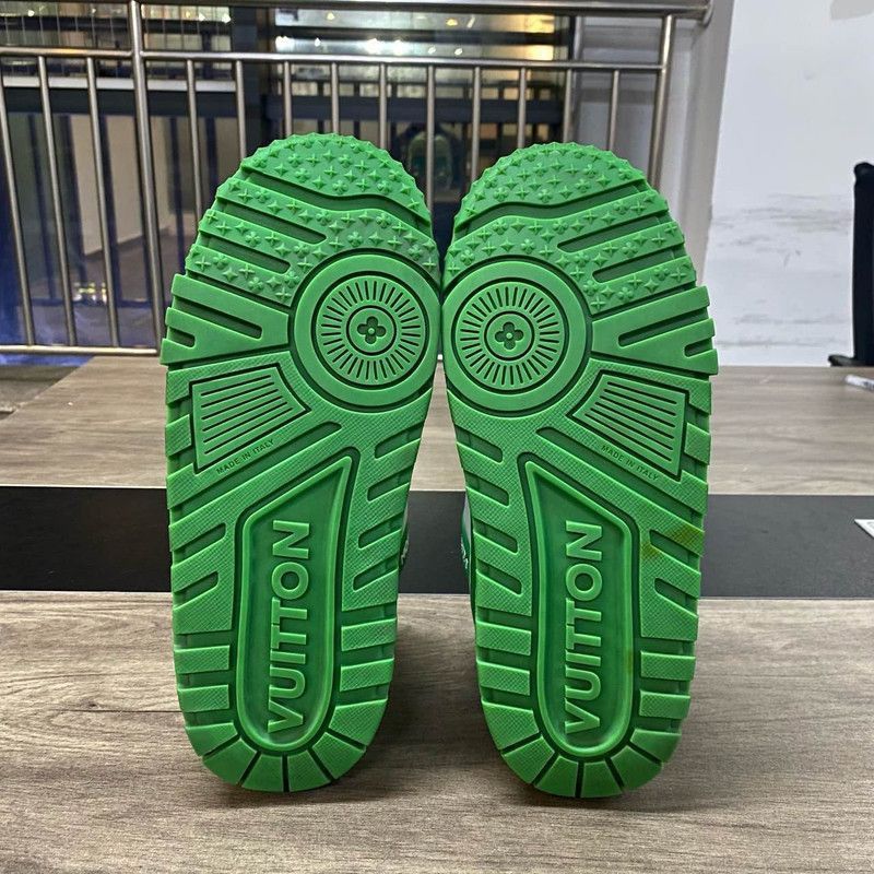Louis Vuitton Louis Vuitton Trainer Maxi Sneakers in White and Green -250 Size US 8.5 / EU 41-42 - 4 Thumbnail