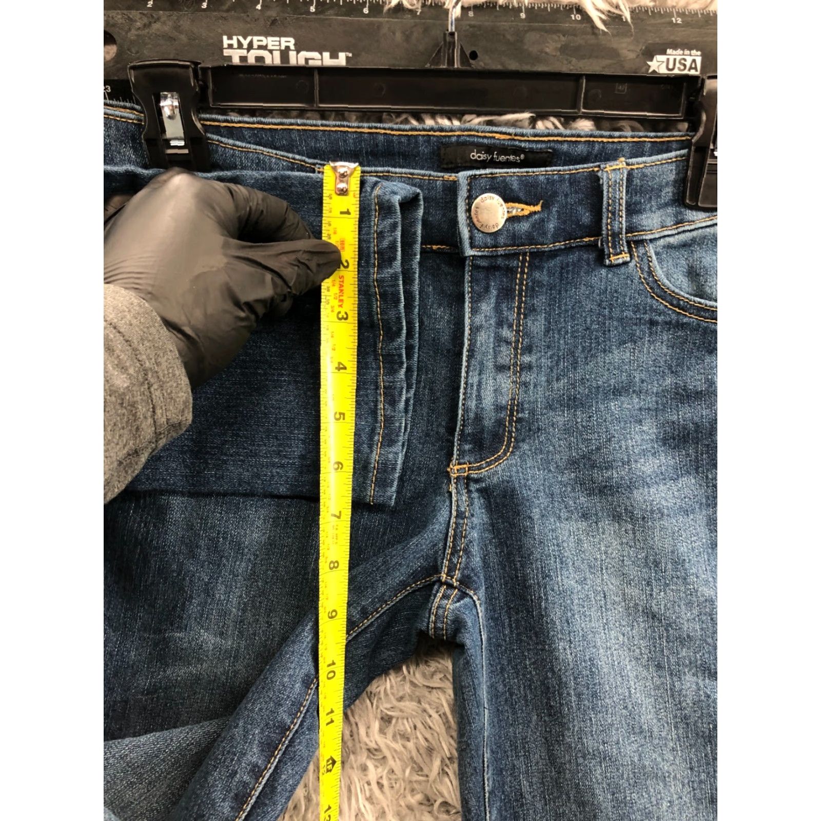 Vintage Daisy Fuentes Jeans Skinny Womens Regular Medium Wash Blue Size 6-30 Inseam 31 5-Pocket Denim Cotton Shirt Size 28" / US 6 / IT 42 - 4 Thumbnail