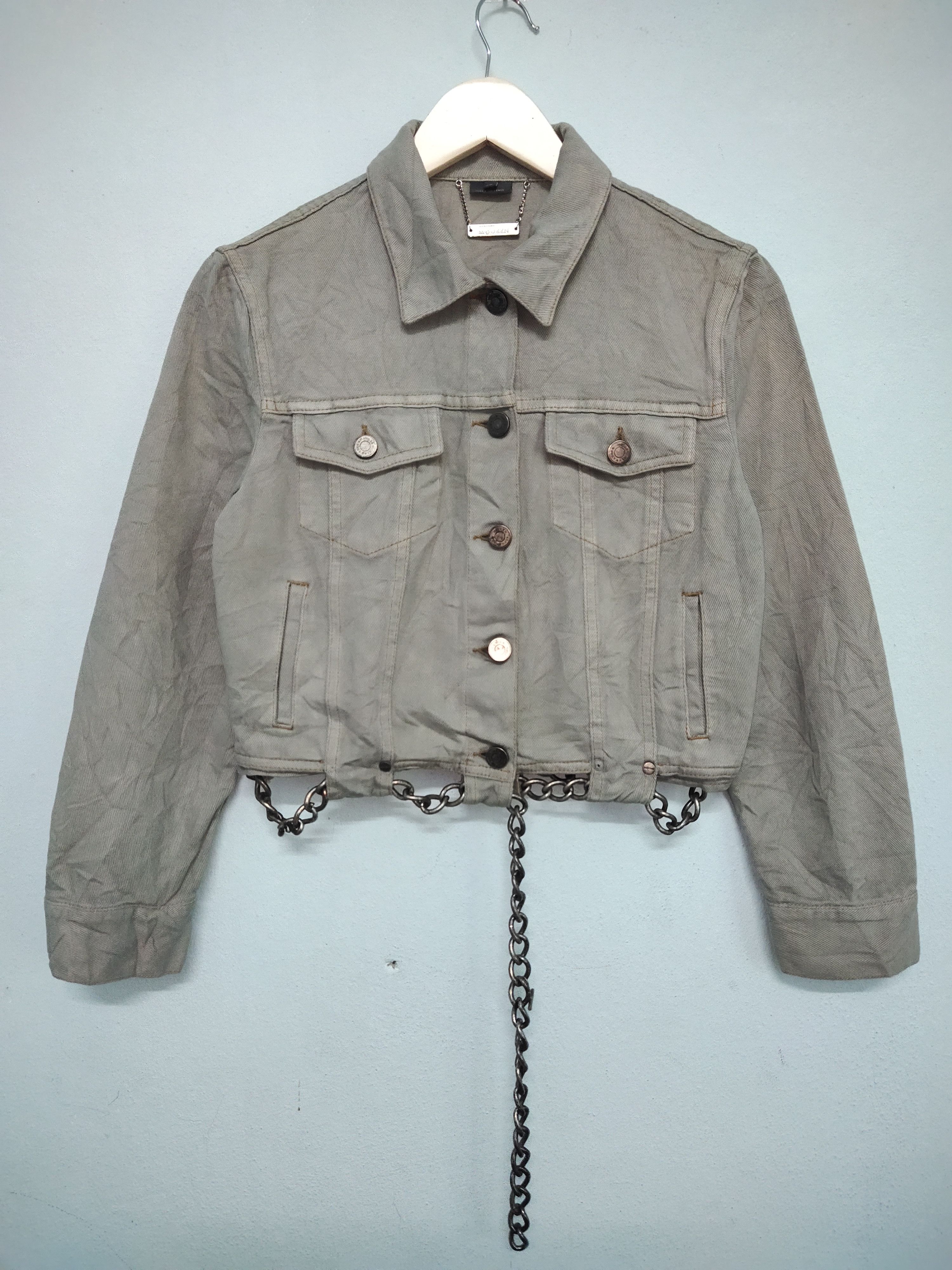 Alexander McQueen Rare Alexander McQueen Denim Jacket With Chain Belt Size M / US 6-8 / IT 42-44 - 1 Thumbnail