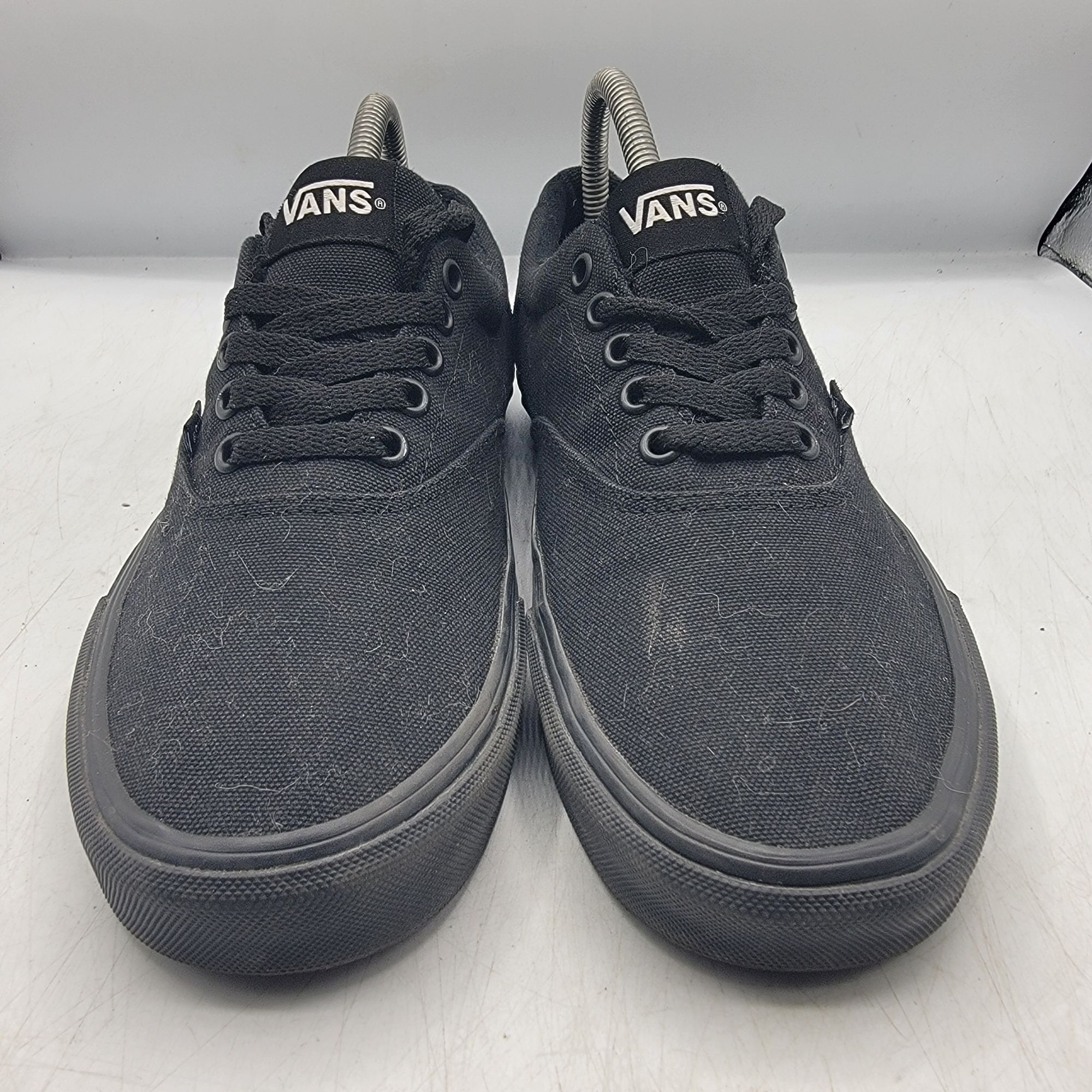 Vans Vans Doheny Mens 8 Triple Black Sneaker Shoes Skateboarding Size US 8 / EU 41 - 2 Thumbnail