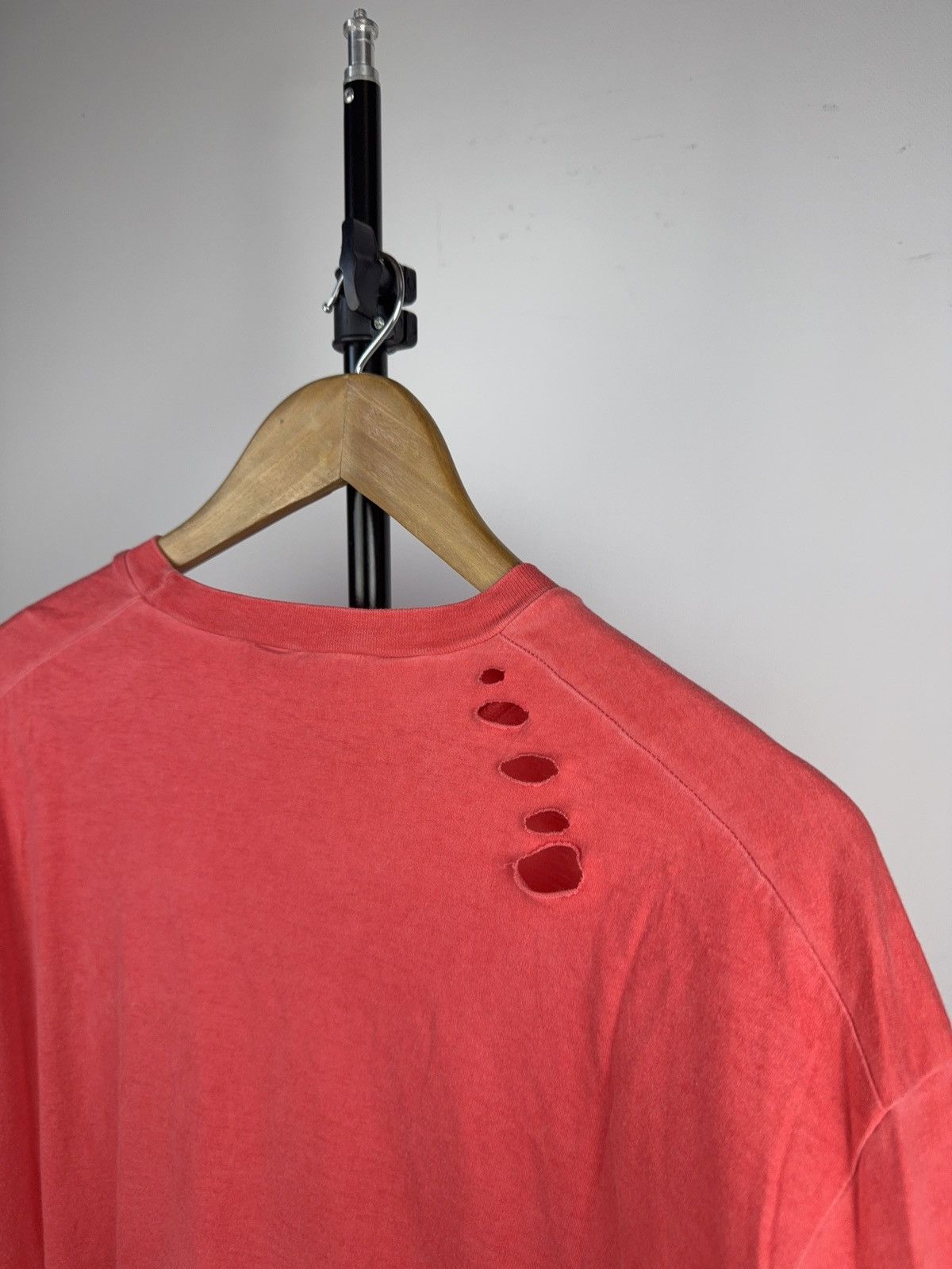Dsquared2 Crazy ☄️ DSQUARED2 Distressed Logo T Shirt Made In Italy Size US XL / EU 56 / 4 - 20 Thumbnail
