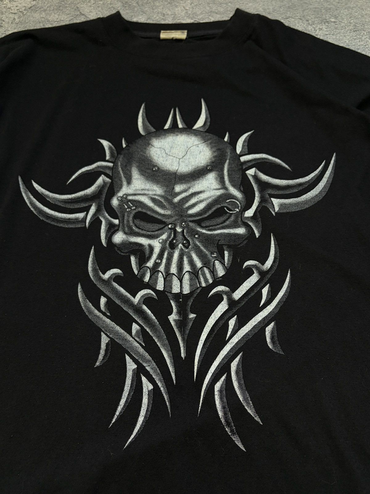 Vintage Vintage Skull Tribal Gothic Long Sleeve Graphic T-Shirt XL Size US XL / EU 56 / 4 - 4 Thumbnail