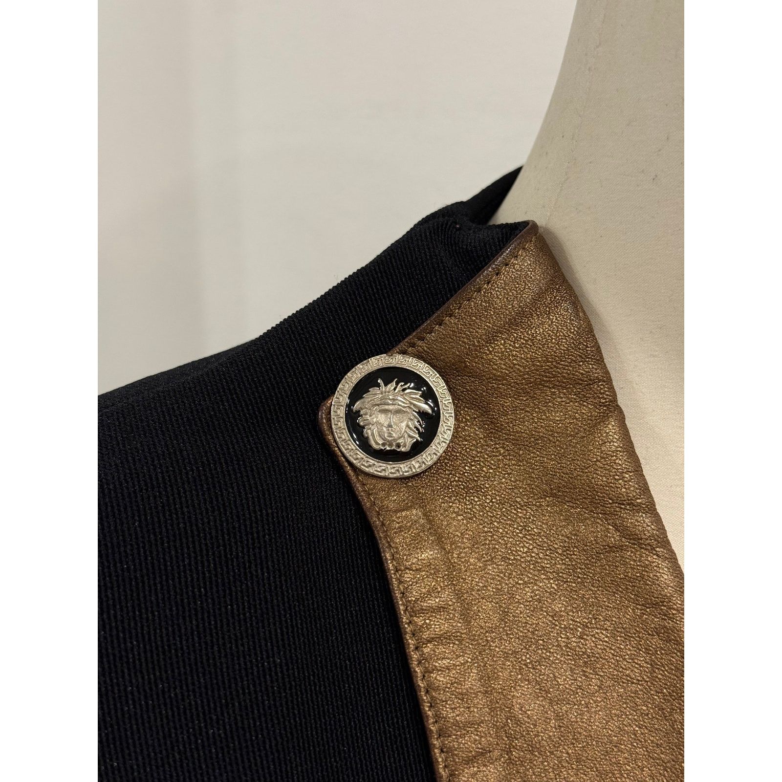 Versace 1990s Gianni Versace Napoleon cropped tailored jacket Size S / US 4 / IT 40 - 5 Thumbnail