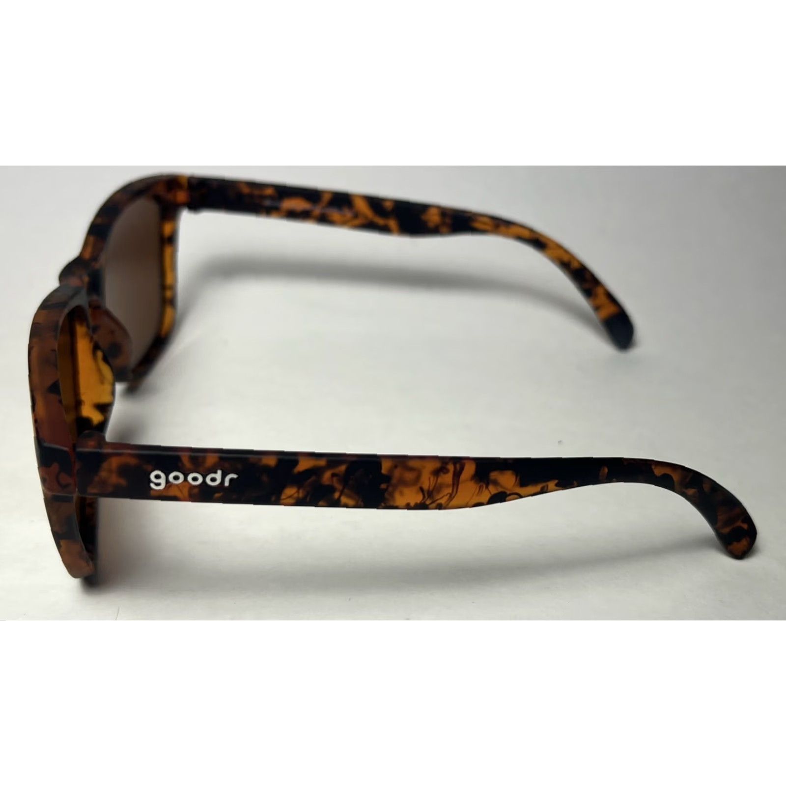 Vintage Goodr Sunglasses Tortoise Polarized Unisex Adult Bosley's Basset Hound Dreams Size ONE SIZE - 4 Thumbnail
