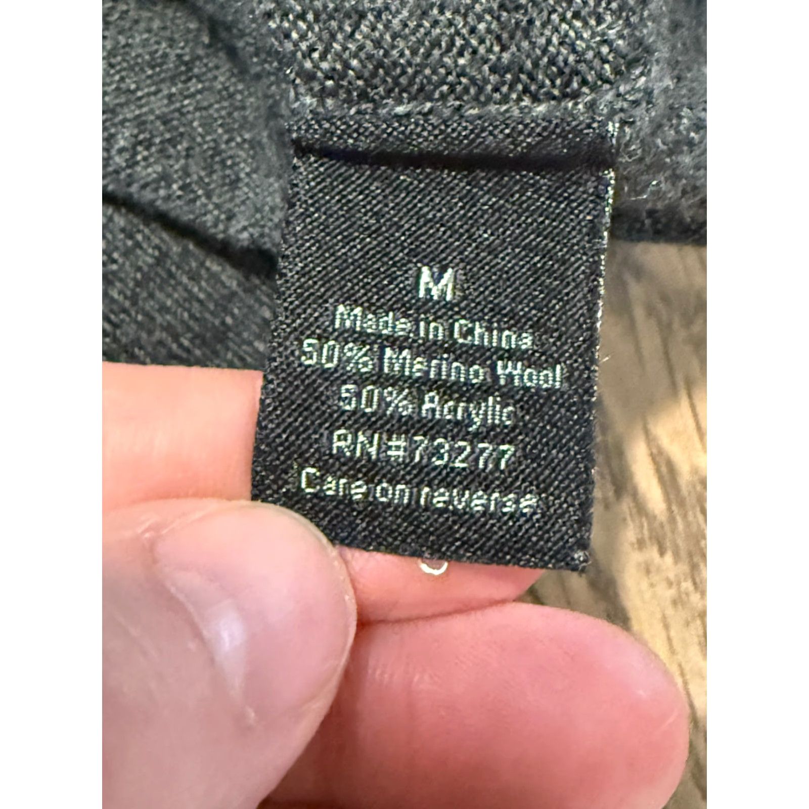 Apt. 9 APT. 9 Shirts Men Long Sleeve V-Neck Gray Stretch Merino Blend M Size Shirt Size US M / EU 48-50 / 2 - 6 Thumbnail