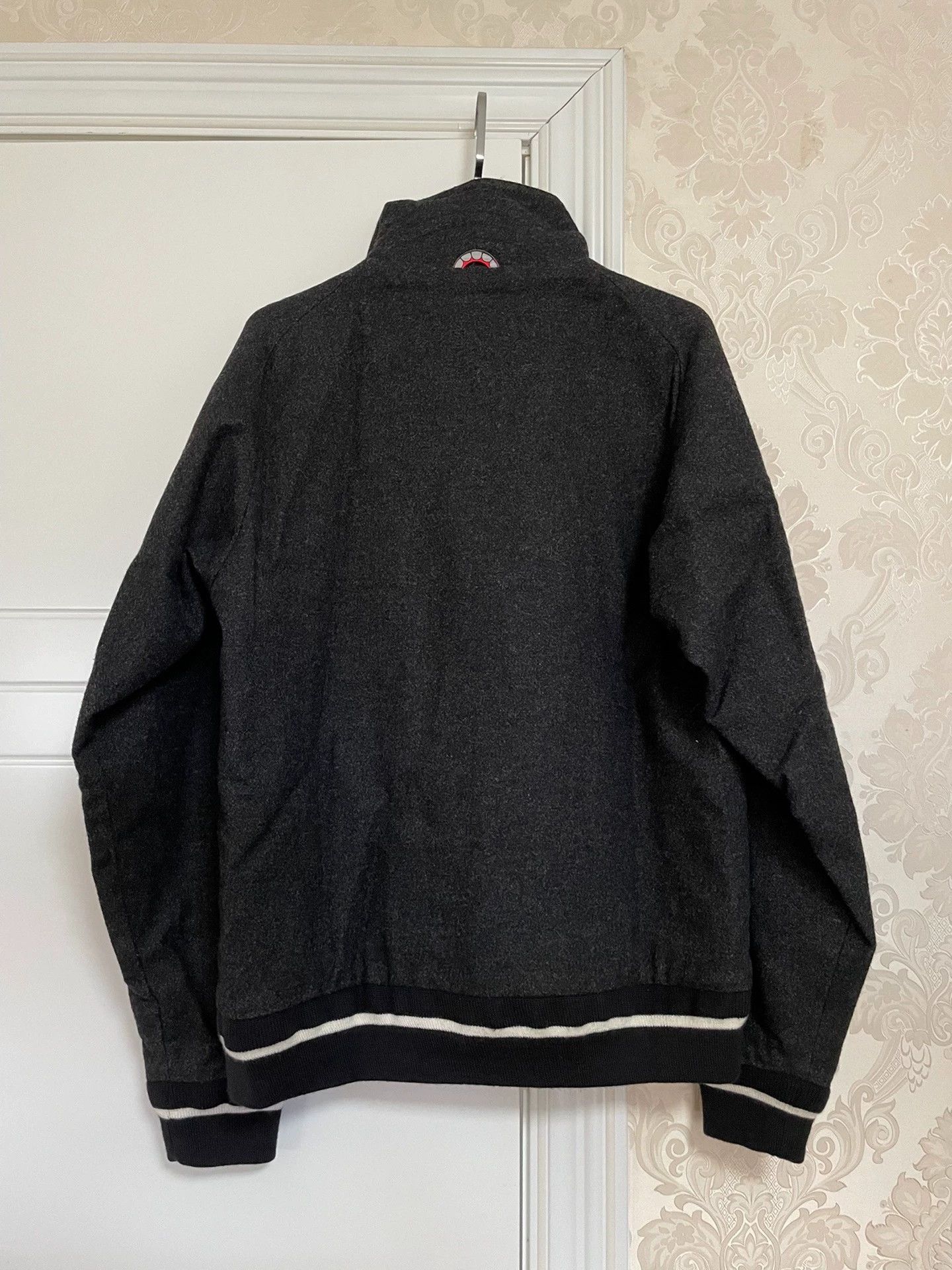 Original Fake OriginalFake Kaws 09FW Collared Jacket S Good Condition Size US S / EU 44-46 / 1 - 3 Thumbnail