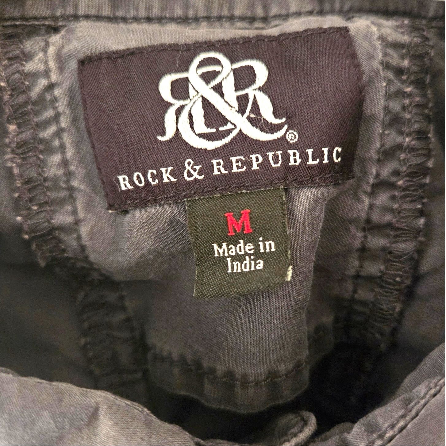 Rock & Republic Rock & Republic Grey Short Sleeve Button-Up Shirt Size US M / EU 48-50 / 2 - 2 Thumbnail