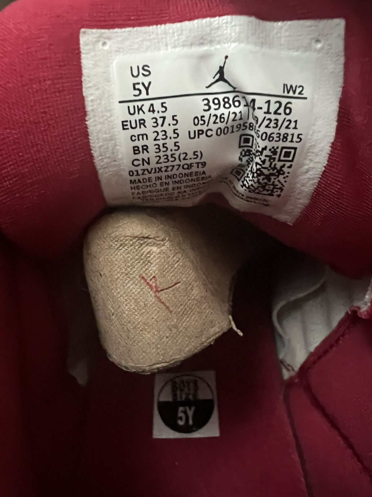 Jordan Brand Air Jordan 3 Size US 5 / EU 37 - 6 Thumbnail
