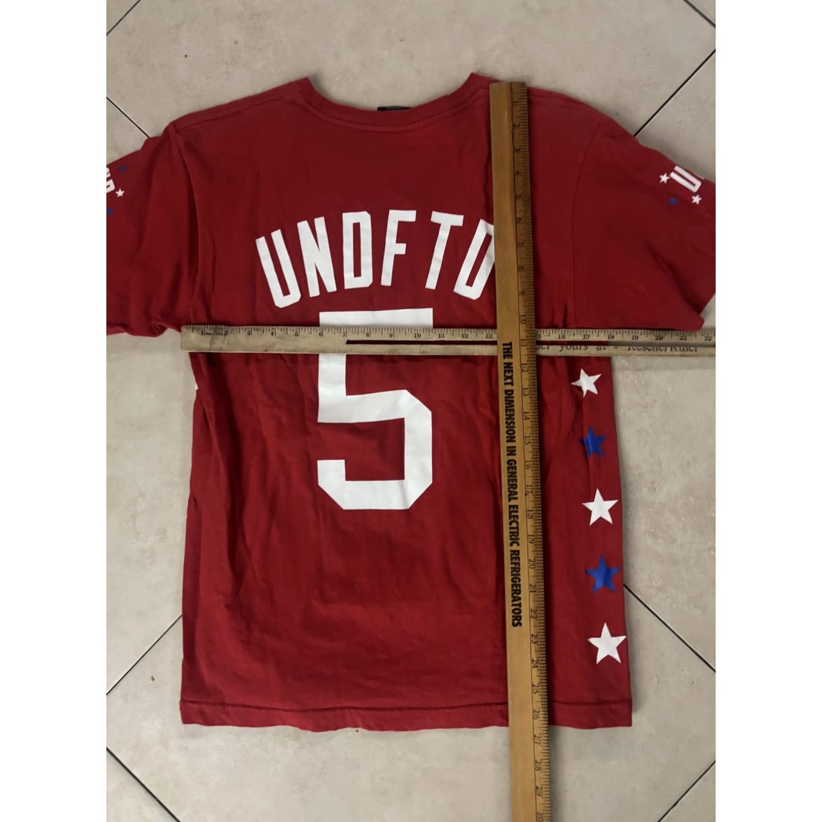 Undefeated VINTAGE Undefeated Shirt Mens M Red UNDFTD 5 Stars Graphic Tee Crewneck Streetwear Size US M / EU 48-50 / 2 - 6 Thumbnail