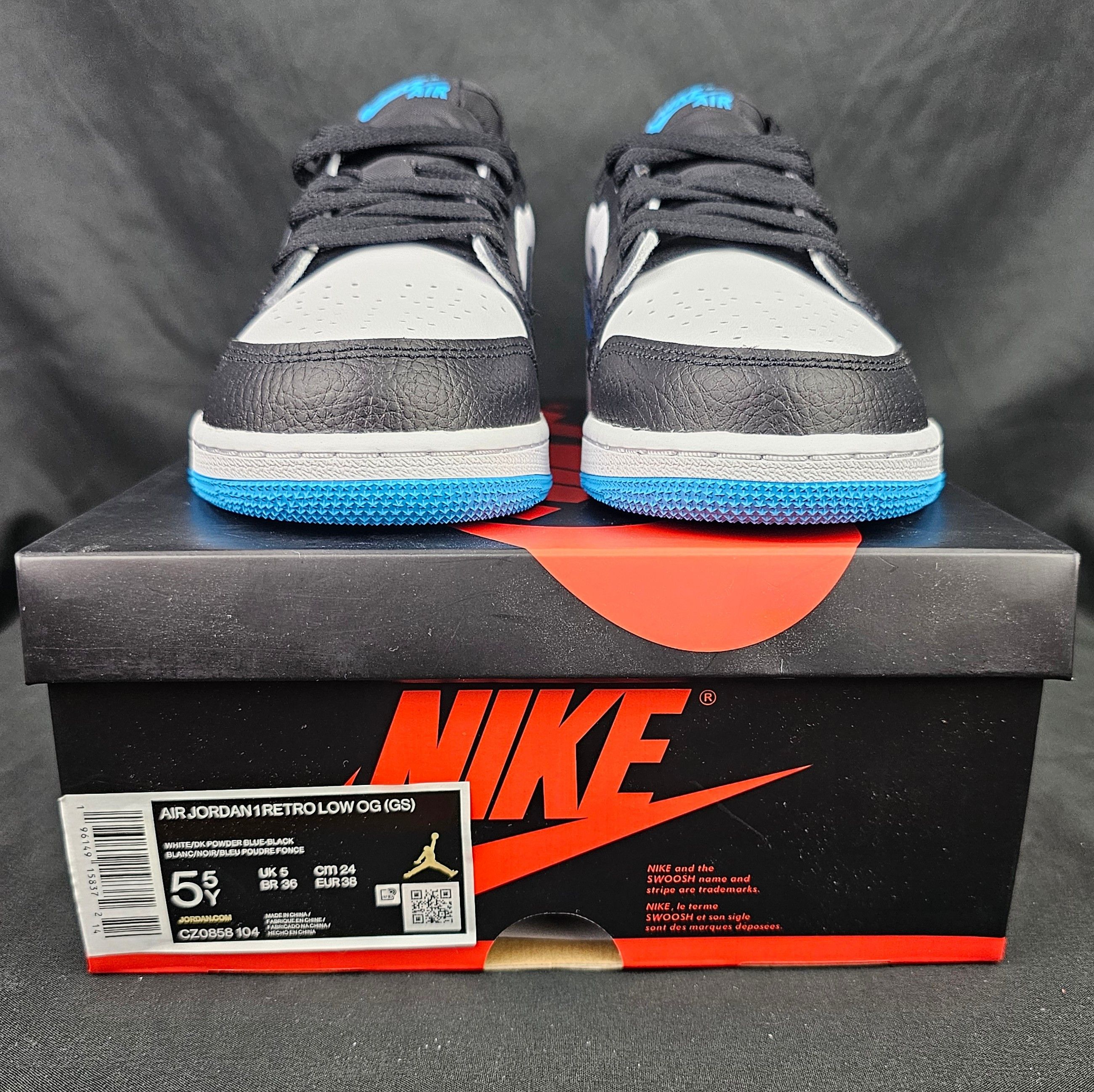 Jordan Brand Nike Air Jordan 1 Low OG Powder Blue GS Size 5.5Y BRAND NEW Size US 5.5 / EU 38 - 8 Thumbnail