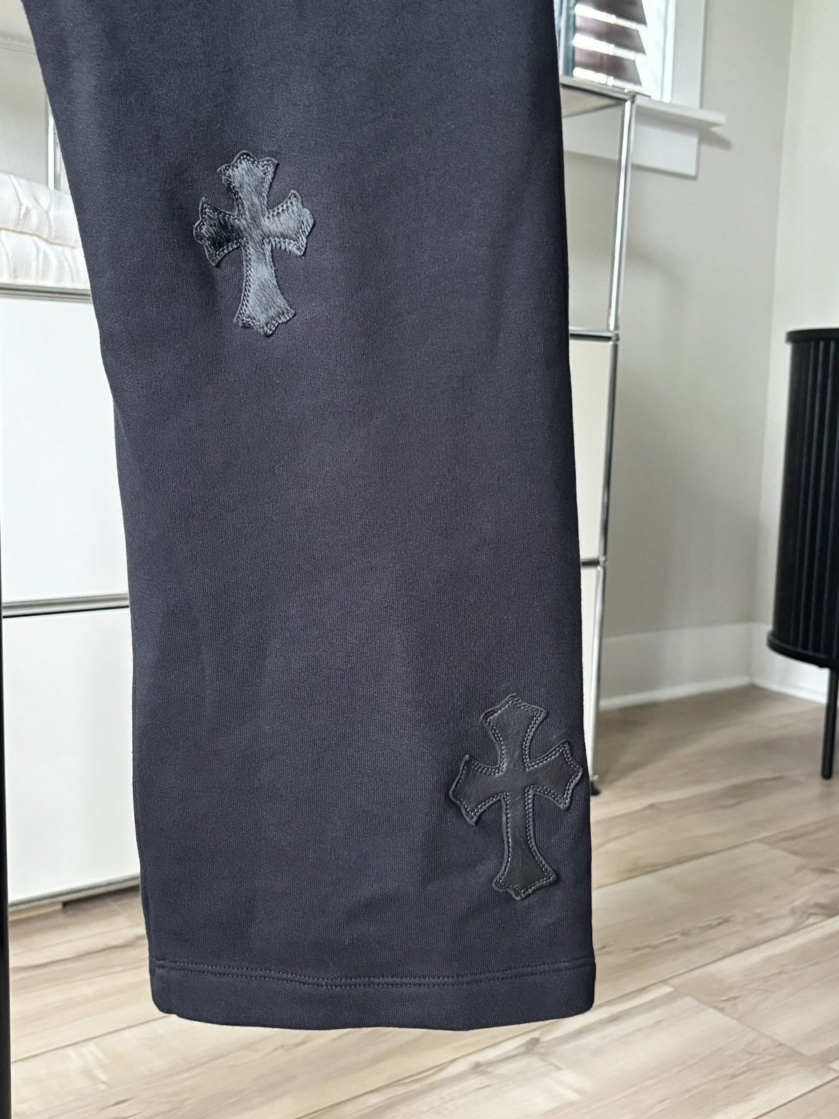 Chrome Hearts LEATHER HAIR PONY CROSS PATCH SWEATPANTS Size US 32 / EU 48 - 11 Thumbnail