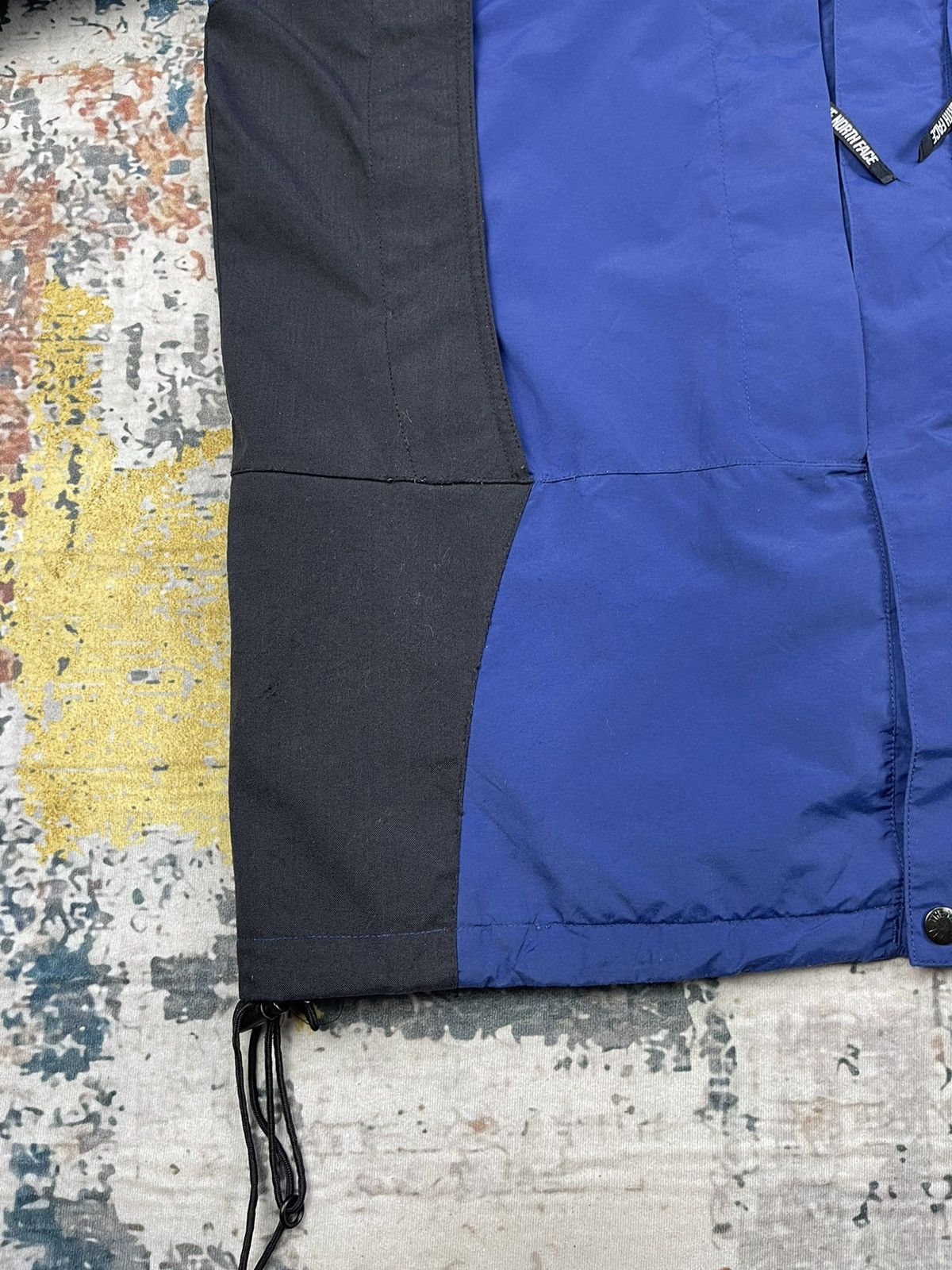 The North Face Vtg 90s The North Face Gore-Tex Mountain Light Jacket Size US L / EU 52-54 / 3 - 11 Thumbnail