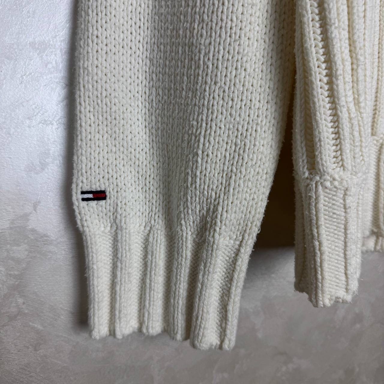 Tommy Hilfiger Vintage Tommy Hilfiger Sweater Size US L / EU 52-54 / 3 - 6 Thumbnail