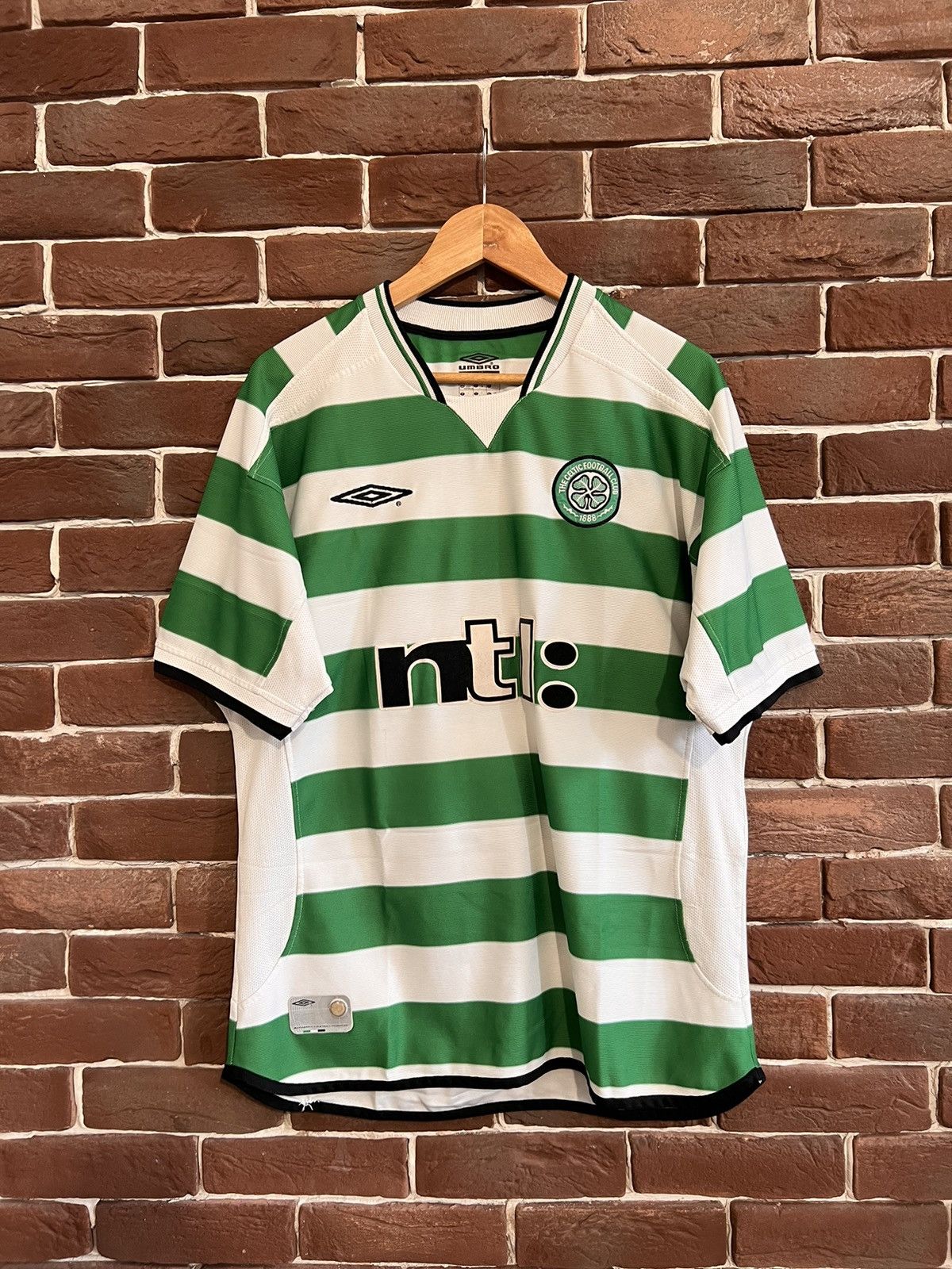 Umbro Rare Vintage 2001 Celtic Umbro Football Club Soccer Jersey Size US L / EU 52-54 / 3 - 1 Thumbnail