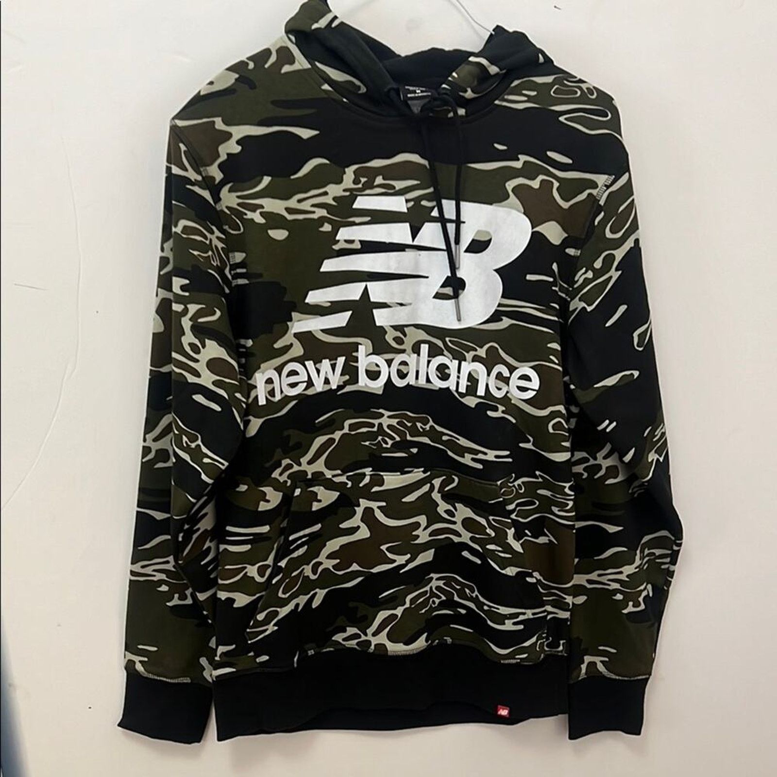 New Balance NEWBALANCE‎ MEN’S ESSENTIAL STACKED HOODIE PULLOVER SIZE M Size US M / EU 48-50 / 2 - 1 Thumbnail