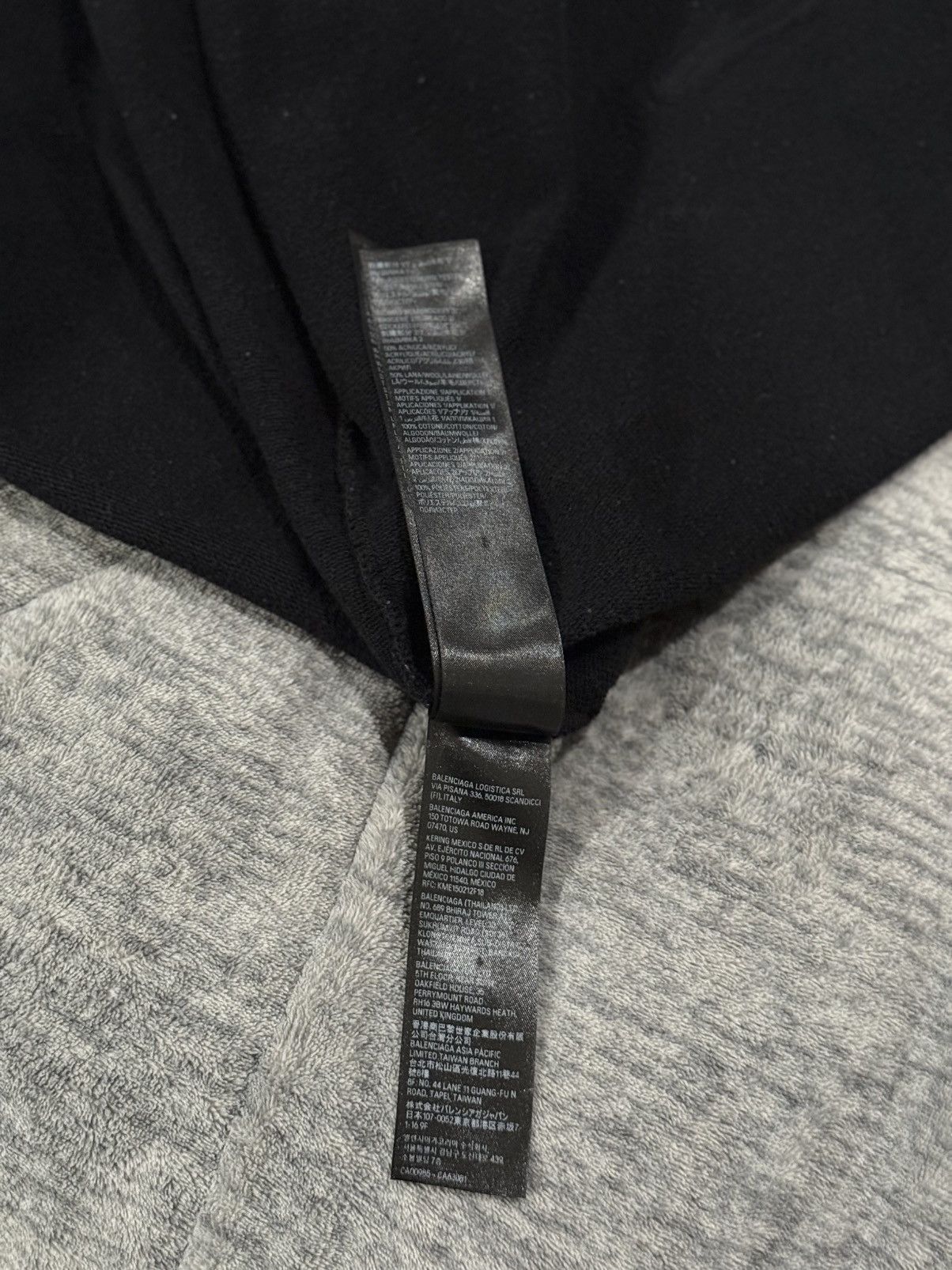 Balenciaga Balenciaga Graffiti Skater Zip-Up Size US M / EU 48-50 / 2 - 8 Thumbnail