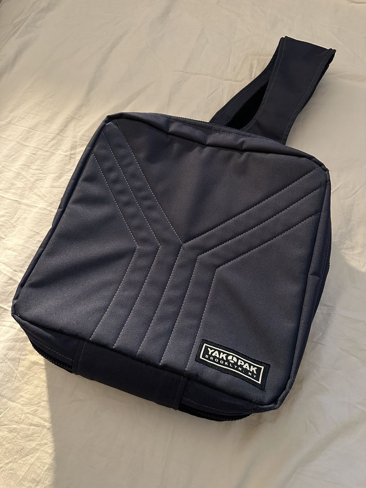 Vexed Generation Vexed generation Velcro bag 00 | Grailed