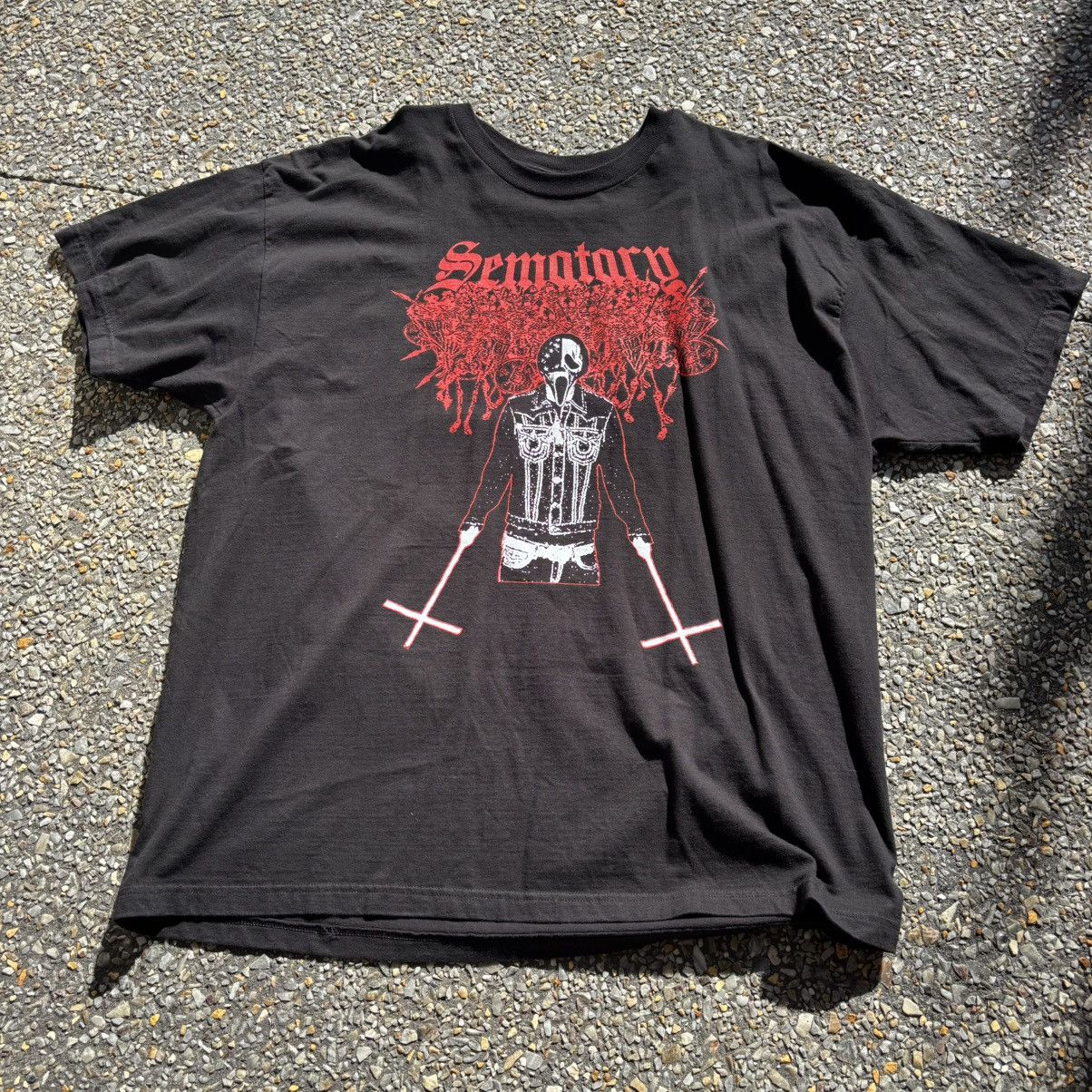 Haunted Mound Sematary Holding Crosses Shirt Size US XXL / EU 58 / 5 - 1 Thumbnail