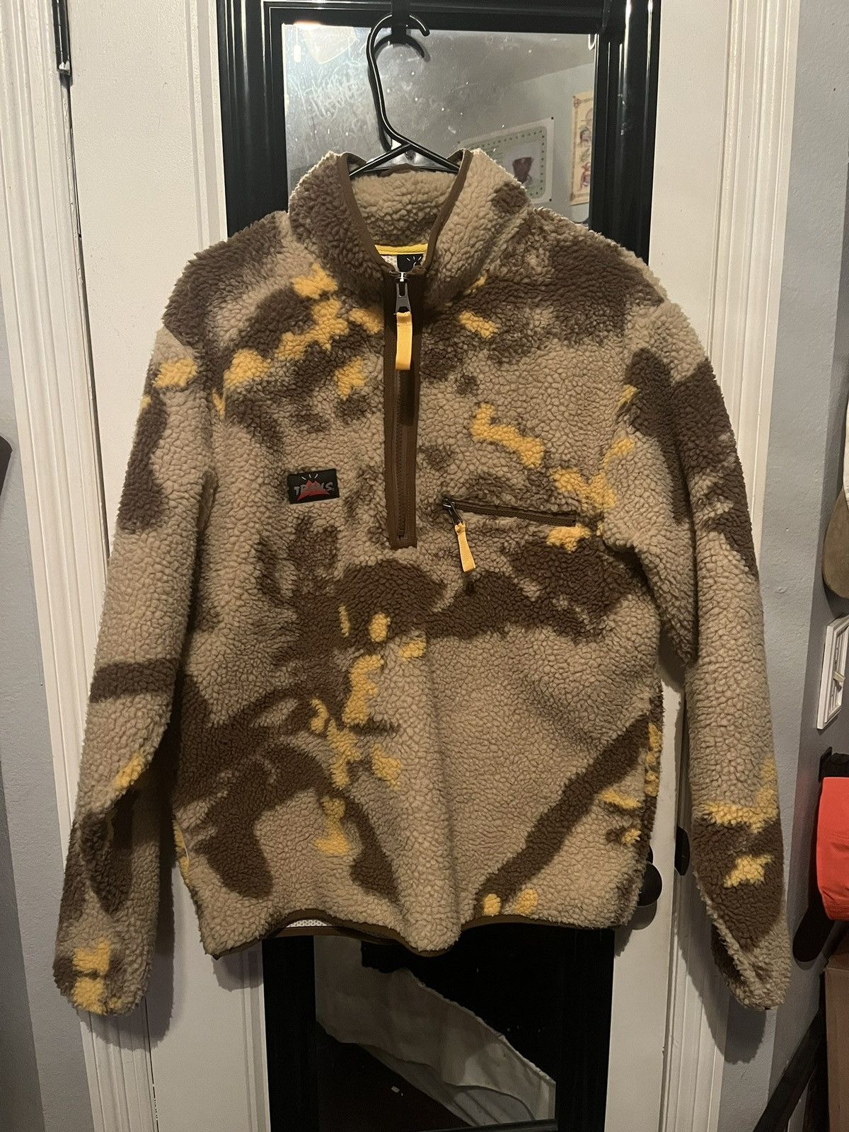 Travis Scott Travis scott cactus trails sherpa jacket size medium Size US M / EU 48-50 / 2 - 1 Thumbnail