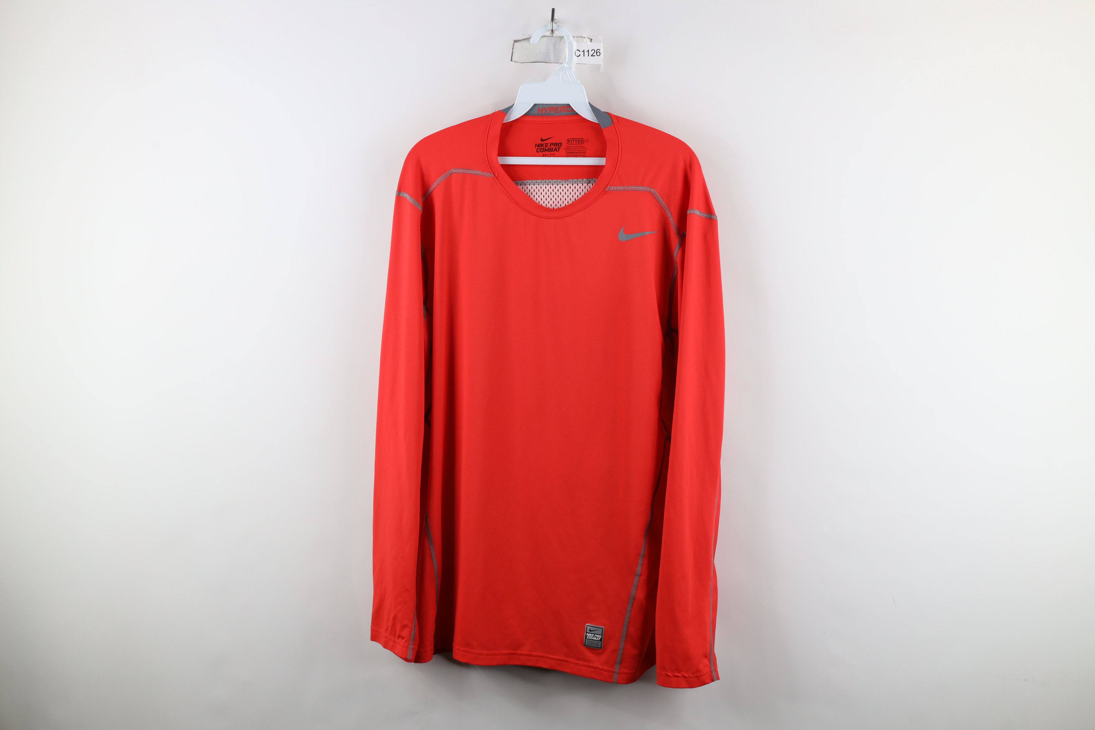 Nike pro combat hypercool shirt hotsell