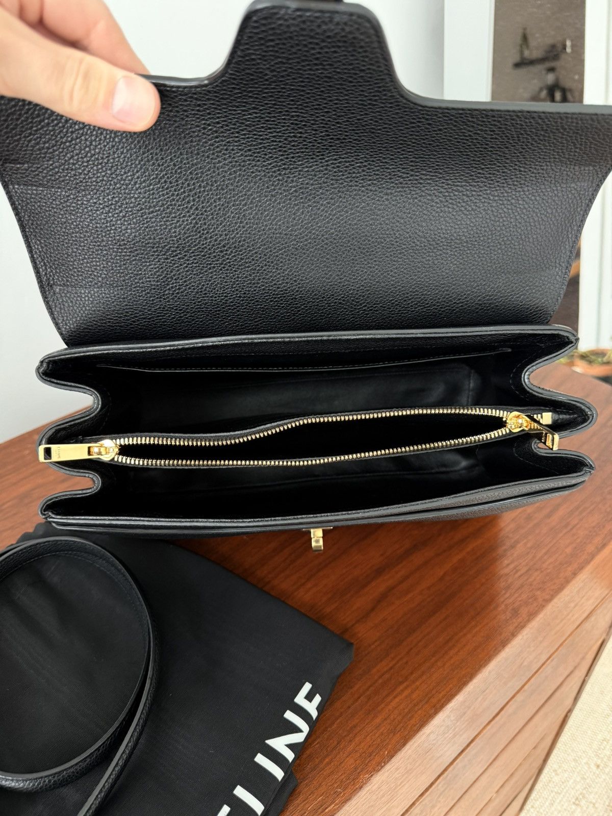 Celine Classic 16 Bag in Grained Calfskin Size ONE SIZE - 5 Thumbnail