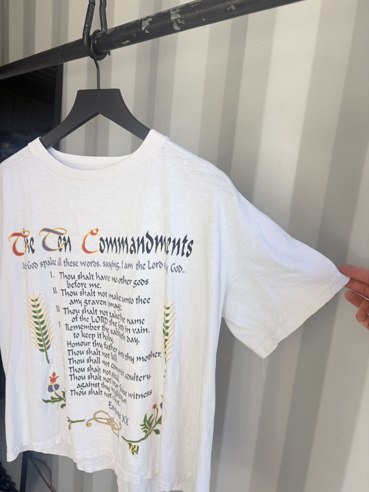 Vintage Thrashed Ten Commandments Faded Distressed Shirt GRUNGE Boxy Size US L / EU 52-54 / 3 - 2 Thumbnail