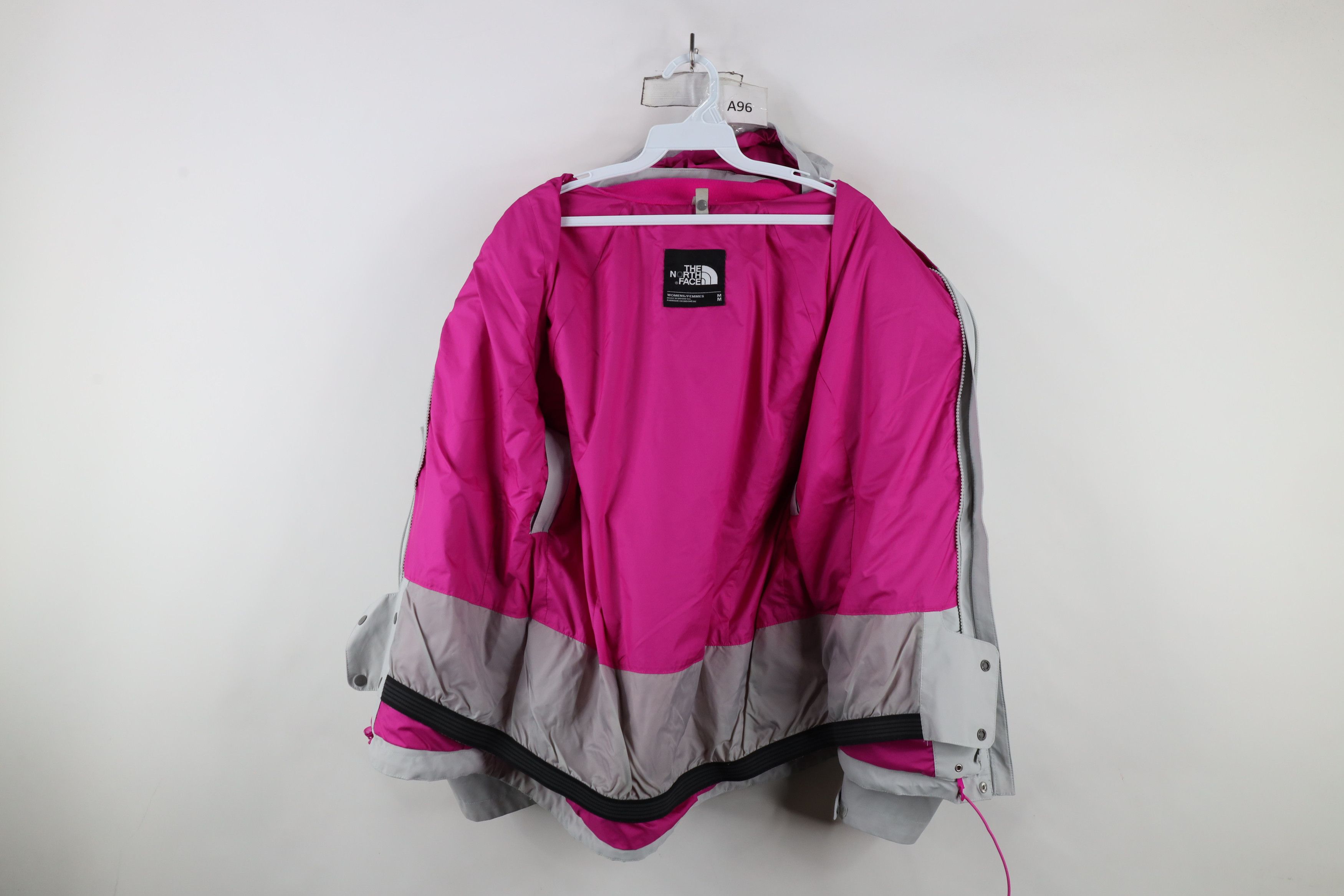 The North Face × Vintage The North Face Waterproof DryVent Hooded Rain Jacket Size M / US 6-8 / IT 42-44 - 12 Thumbnail
