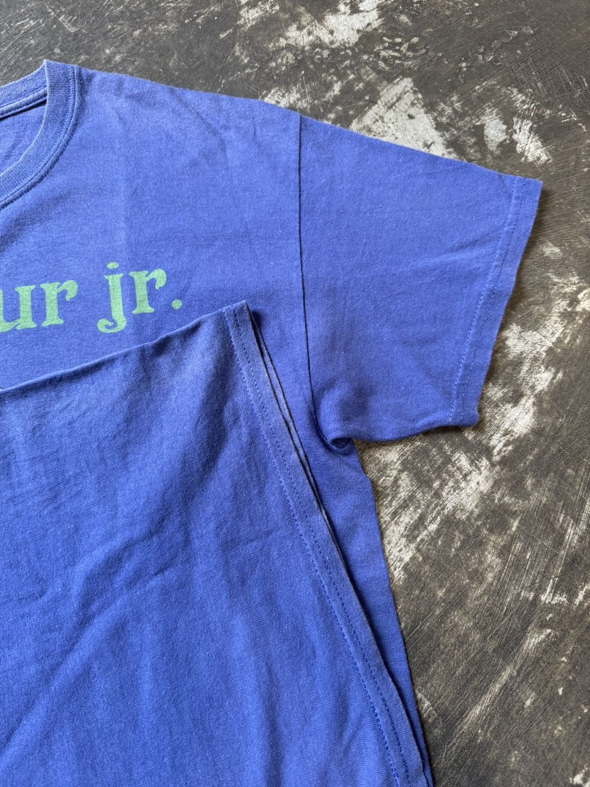 Band Tees VINTAGE 00’S DINOSAUR JR MONSTER Y2K T SHIRT Size US M / EU 48-50 / 2 - 3 Thumbnail