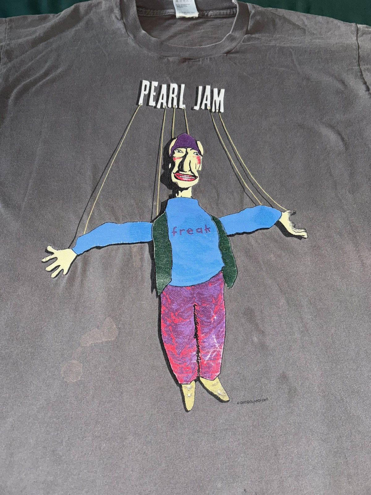 Vintage Vintage Pearl Jam Freak Tour Tee 1994 Size US L / EU 52-54 / 3 - 1 Thumbnail