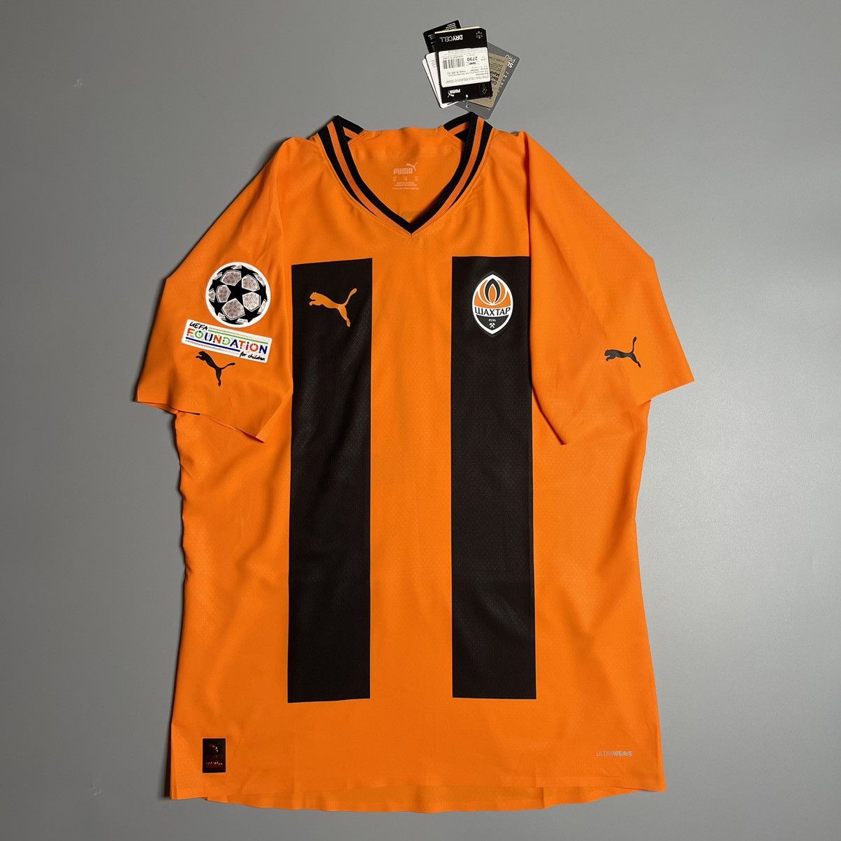 Puma × Vintage NWT SHAKHTAR PUMA 2022/2024 FOOTBALL HOME JERSEY #10 MUDRYK Size US XL / EU 56 / 4 - 2 Thumbnail