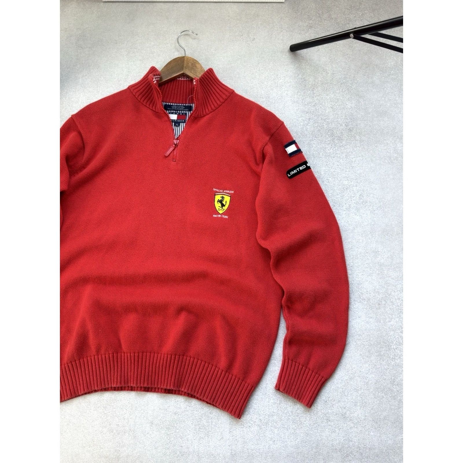 Tommy Hilfiger VINTAGE Tommy Hilfiger Ferrari Limited Edition 1/3 Zip Knit Sweater Men M Red Racing USA 90s Size US M / EU 48-50 / 2 - 2 Thumbnail