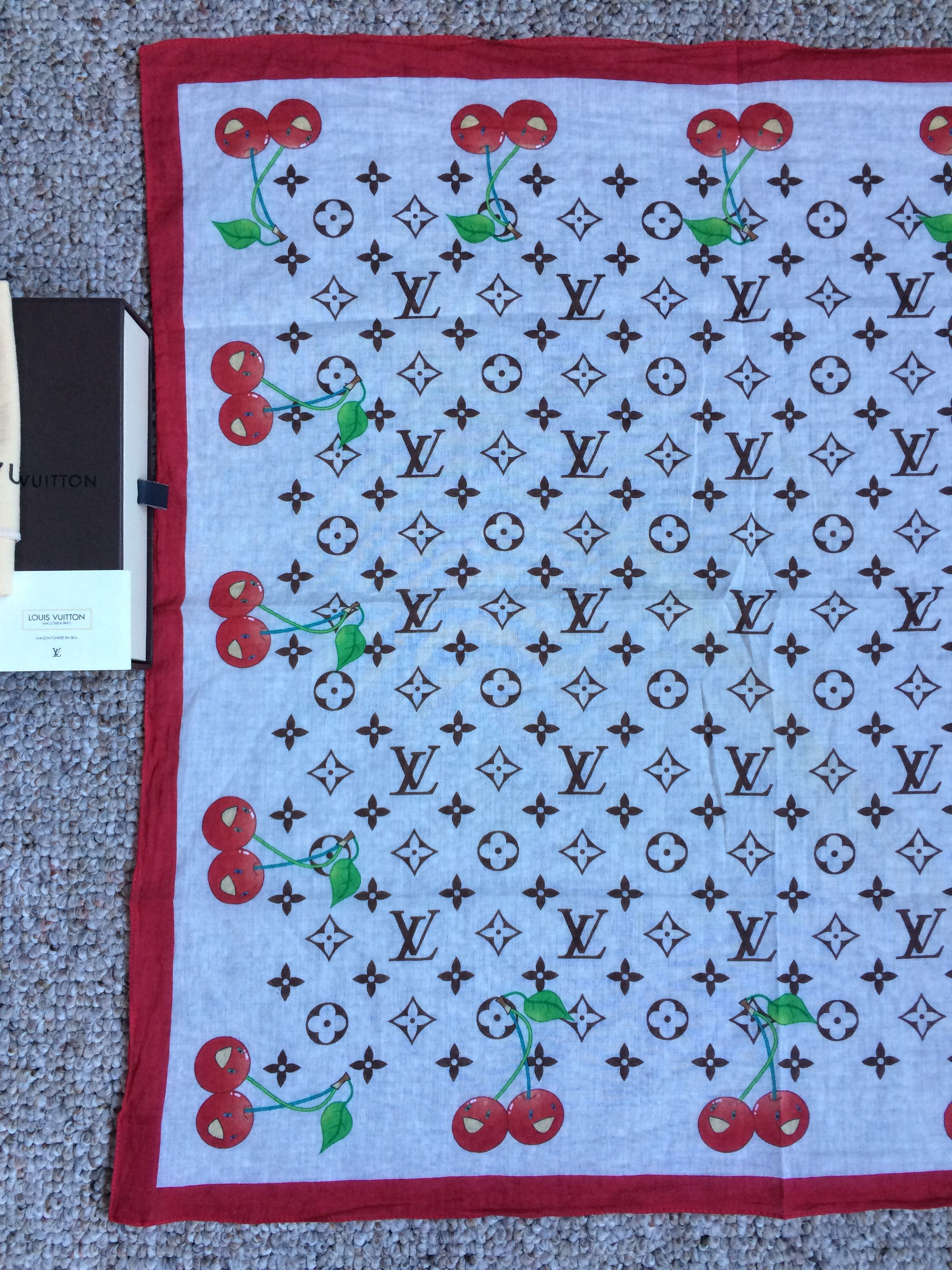 Louis Vuitton × Takashi Murakami S/S 2005 Louis Vuitton Murakami Cherries Monogram Scarf Size ONE SIZE - 2 Thumbnail