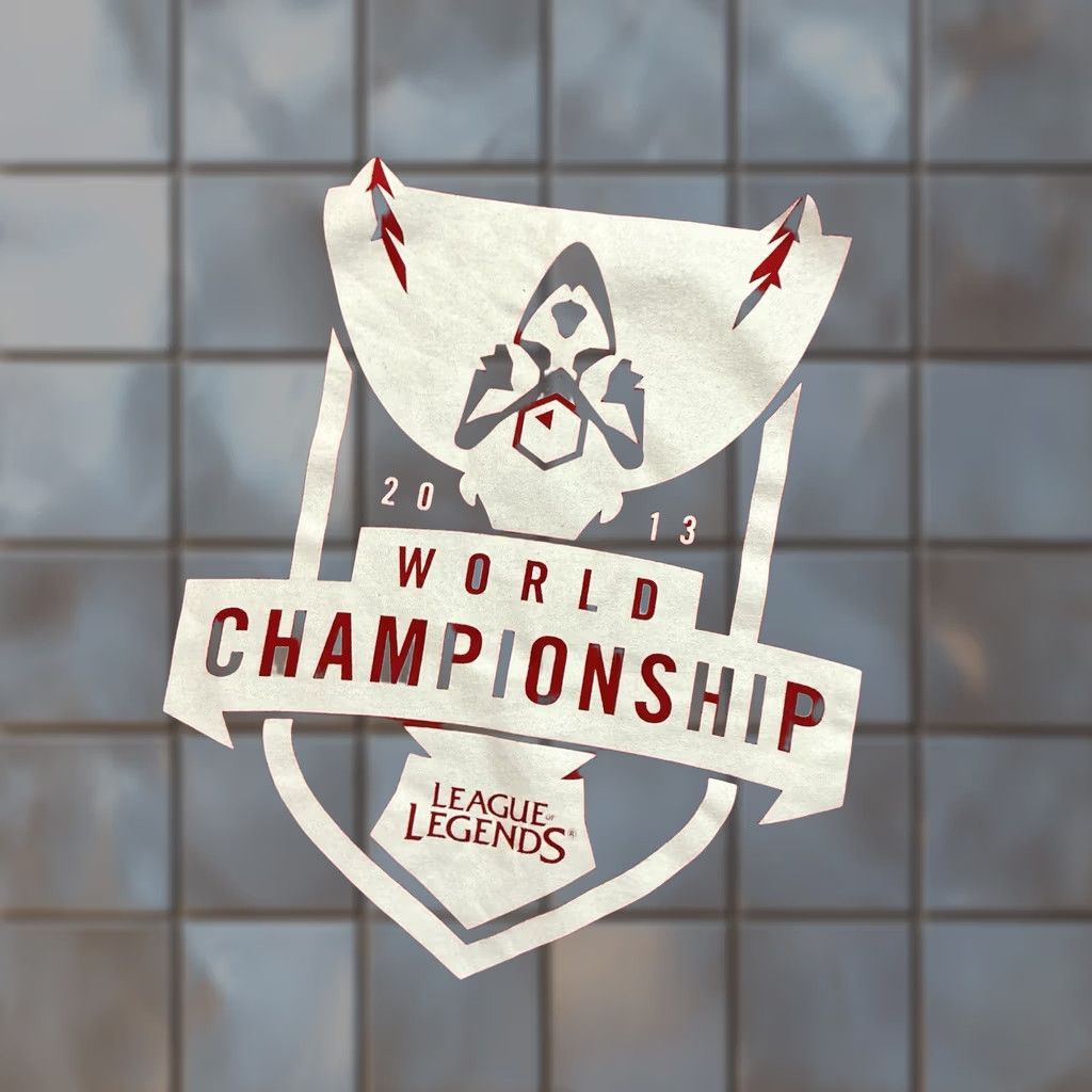 Delta VINTAGE League Of Legends 2013 World Championship Season 3 Red Graphic T-Shirt XL Men Red T-Shirt Mens XL World Championship 2013 Gaming Clothing Size US XL / EU 56 / 4 - 1 Thumbnail