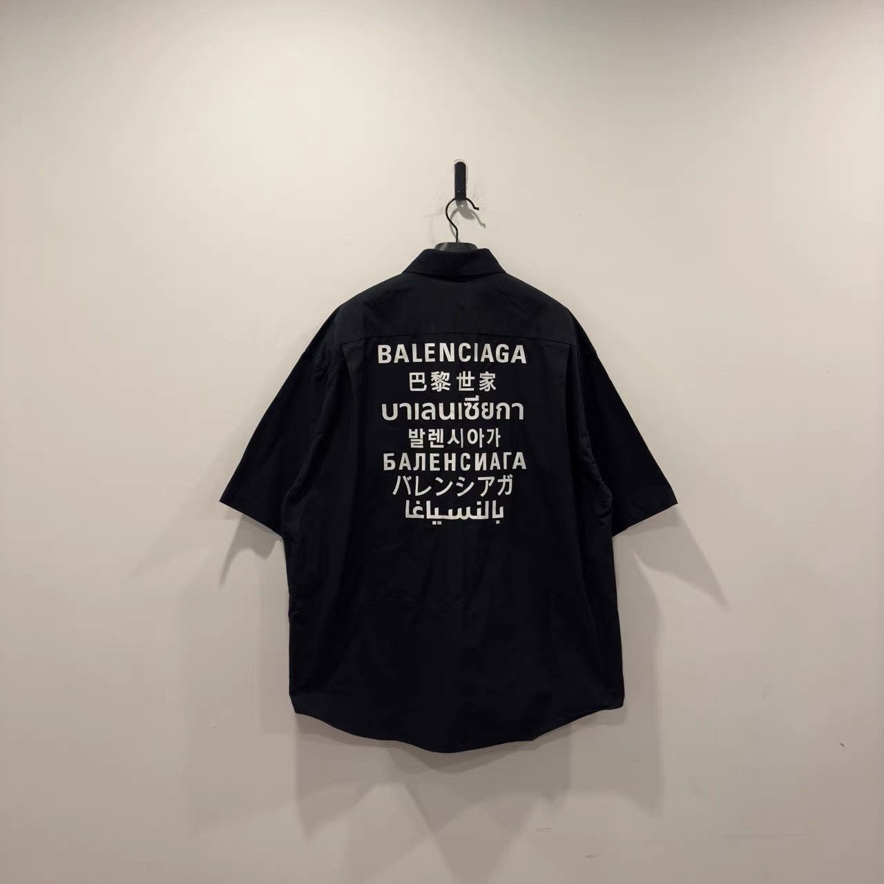 Balenciaga Balenciaga Black Multilingual Short Sleeve Shirt K28 Size US XXS / EU 40 - 1 Thumbnail