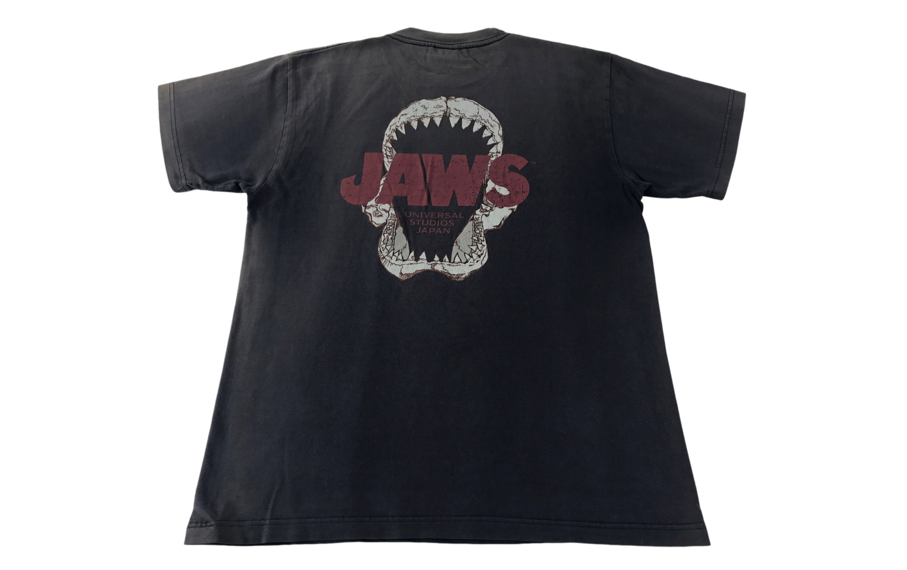 Universal Studios 90s Universal Studios Jaws Thriller Film Movie Printed Tee Size US M / EU 48-50 / 2 - 2 Thumbnail