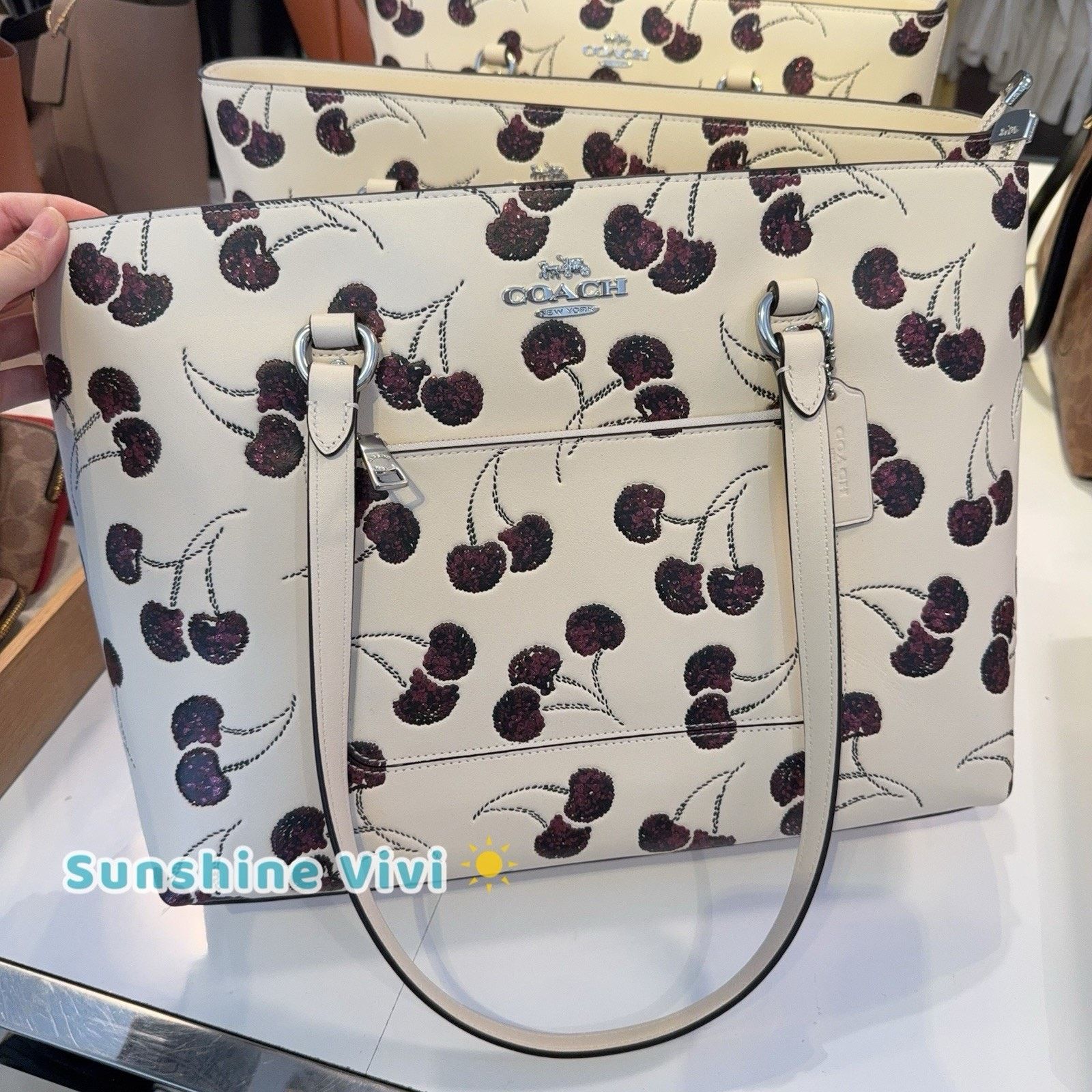 Coach NWT Coach Station Tote Bag Cherry Print CCZ14 Silver/Chalk Size ONE SIZE - 5 Thumbnail