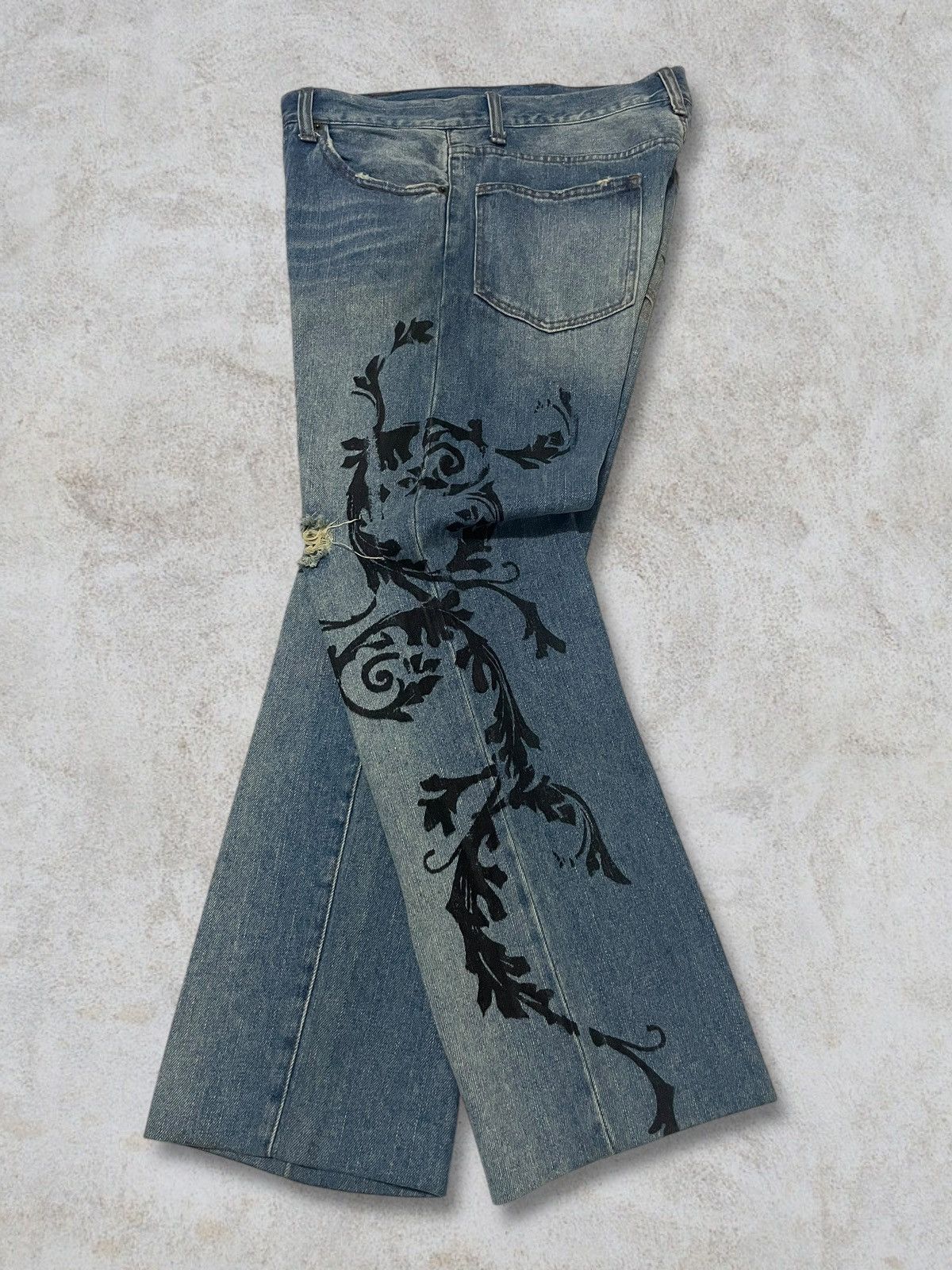 Japanese Brand Vintage Japanese Traditional Tattoo Art BlueWash Loose Jeans Size US 30 / EU 46 - 4 Thumbnail