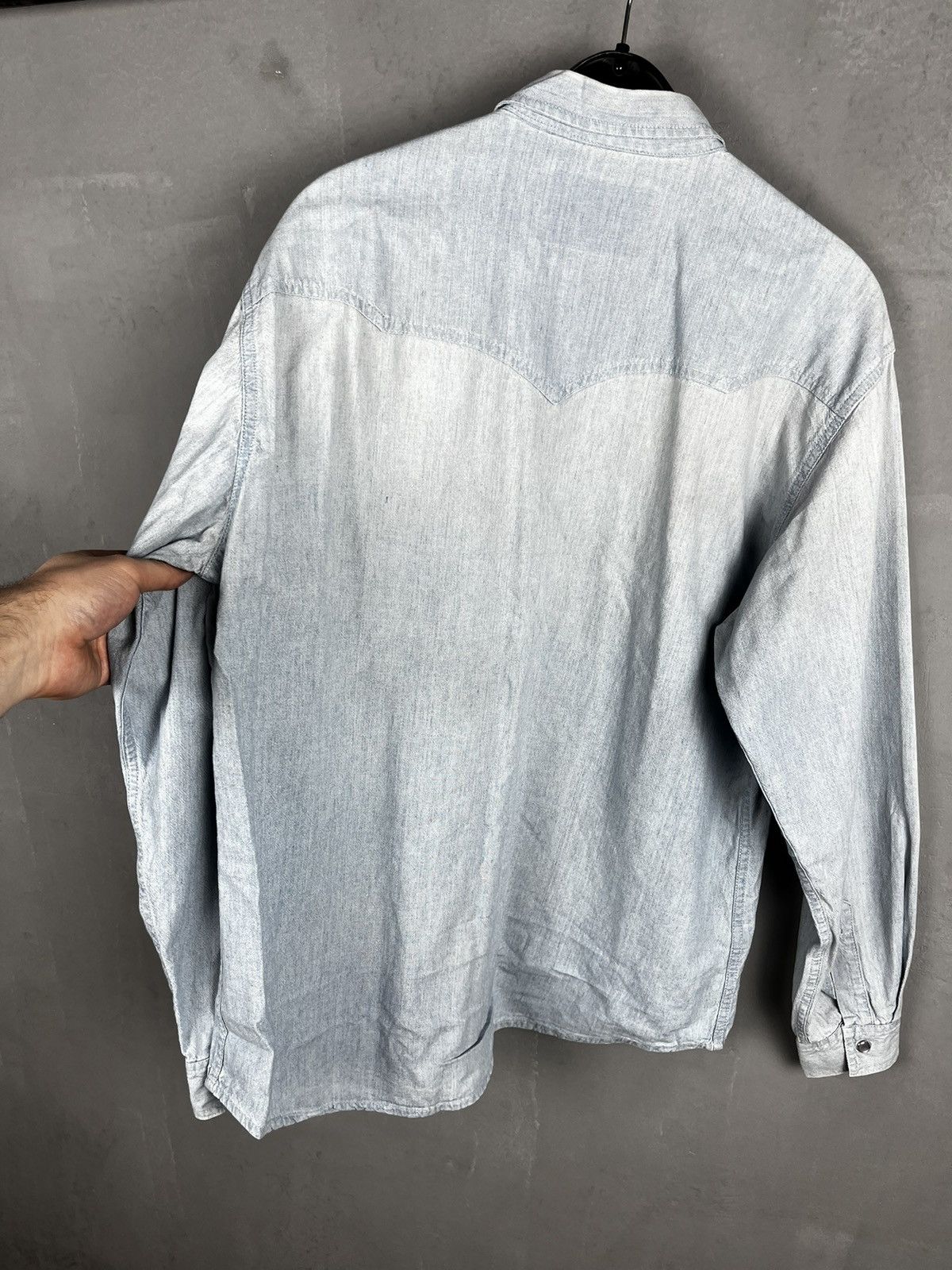 Levi's × Levi's Vintage Clothing × Vintage Levi’s denim shirt vintage 90s Size US M / EU 48-50 / 2 - 13 Thumbnail