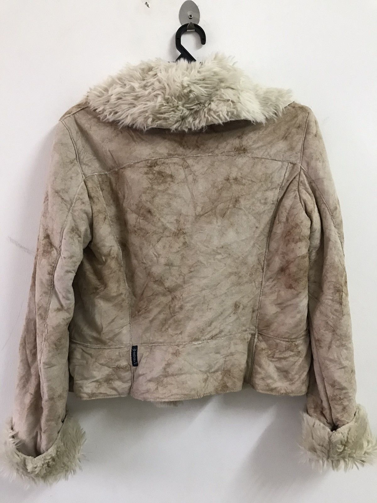 Armani Vintage Armani Suede Leather jacket With Faux Fur Collar Size S / US 4 / IT 40 - 3 Thumbnail