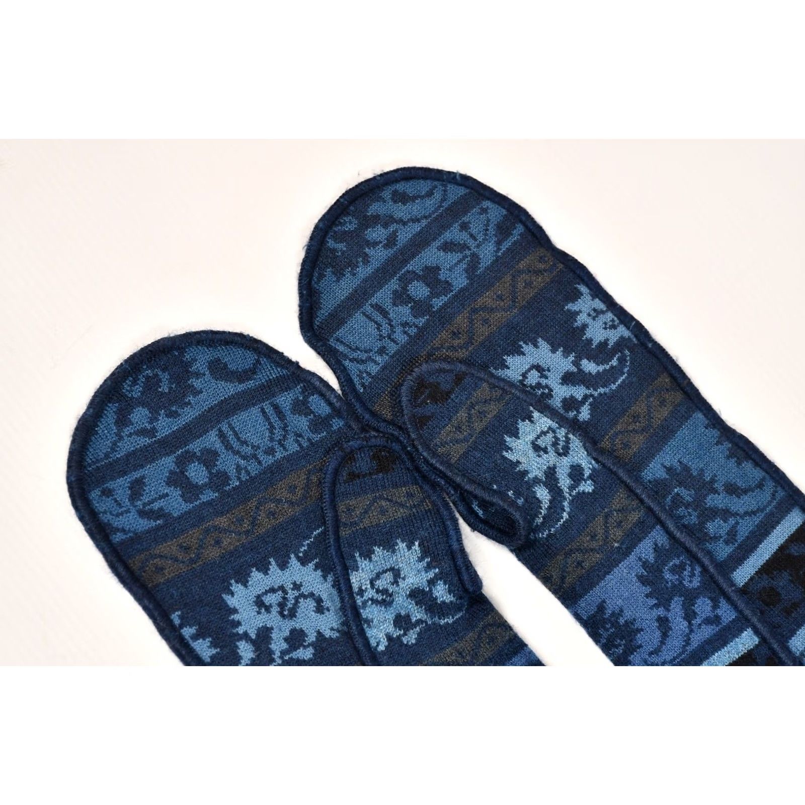 Vintage Oleana Wool & Silk Floral Mitten Gloves Blue One Size Womens Winter Size ONE SIZE - 6 Thumbnail