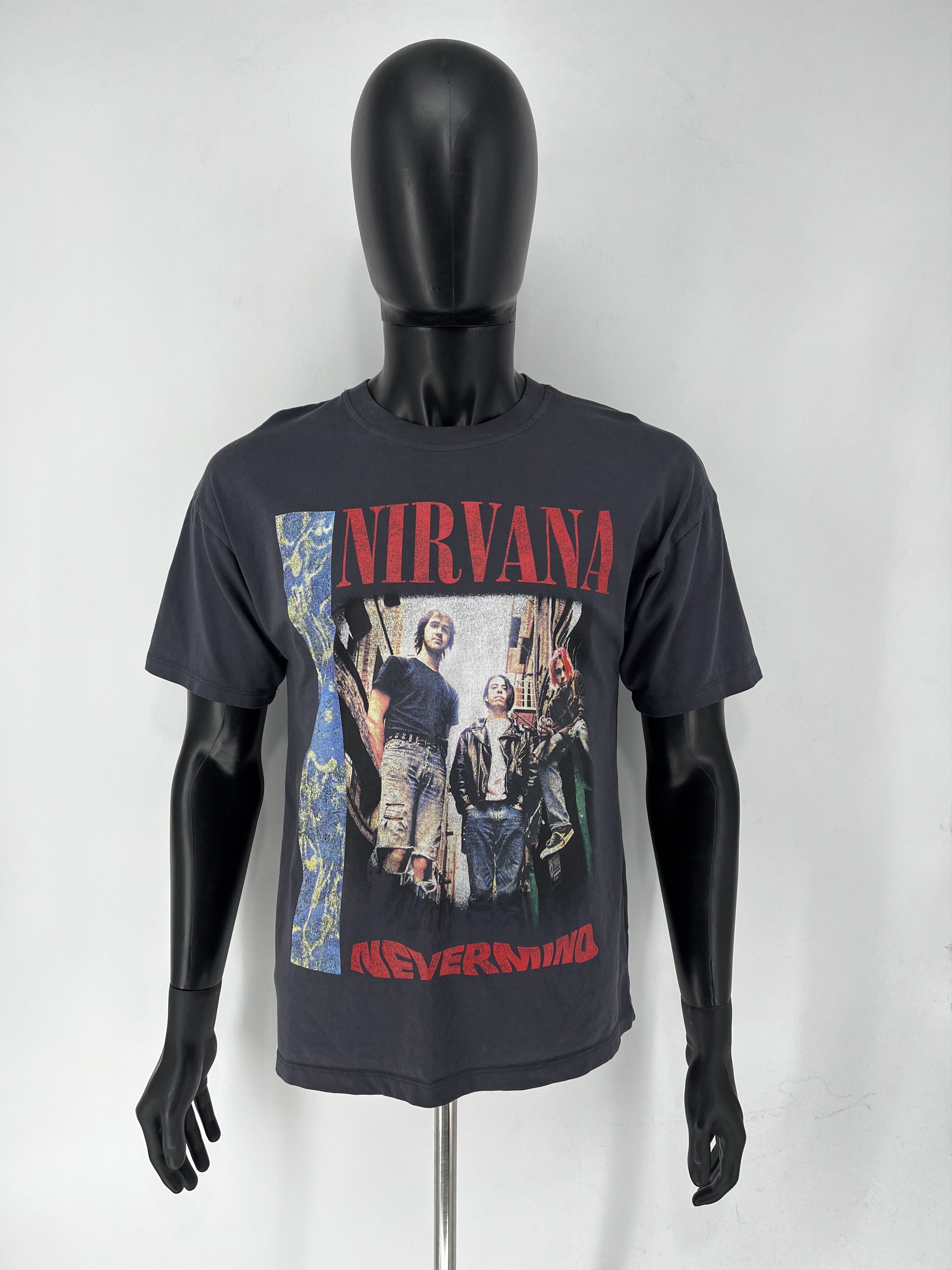 Band Tees × Vintage Vintage Y2K Nirvana Kurt Cobain Tee Print Band Tour Rock Size US XS / EU 42 / 0 - 9 Thumbnail