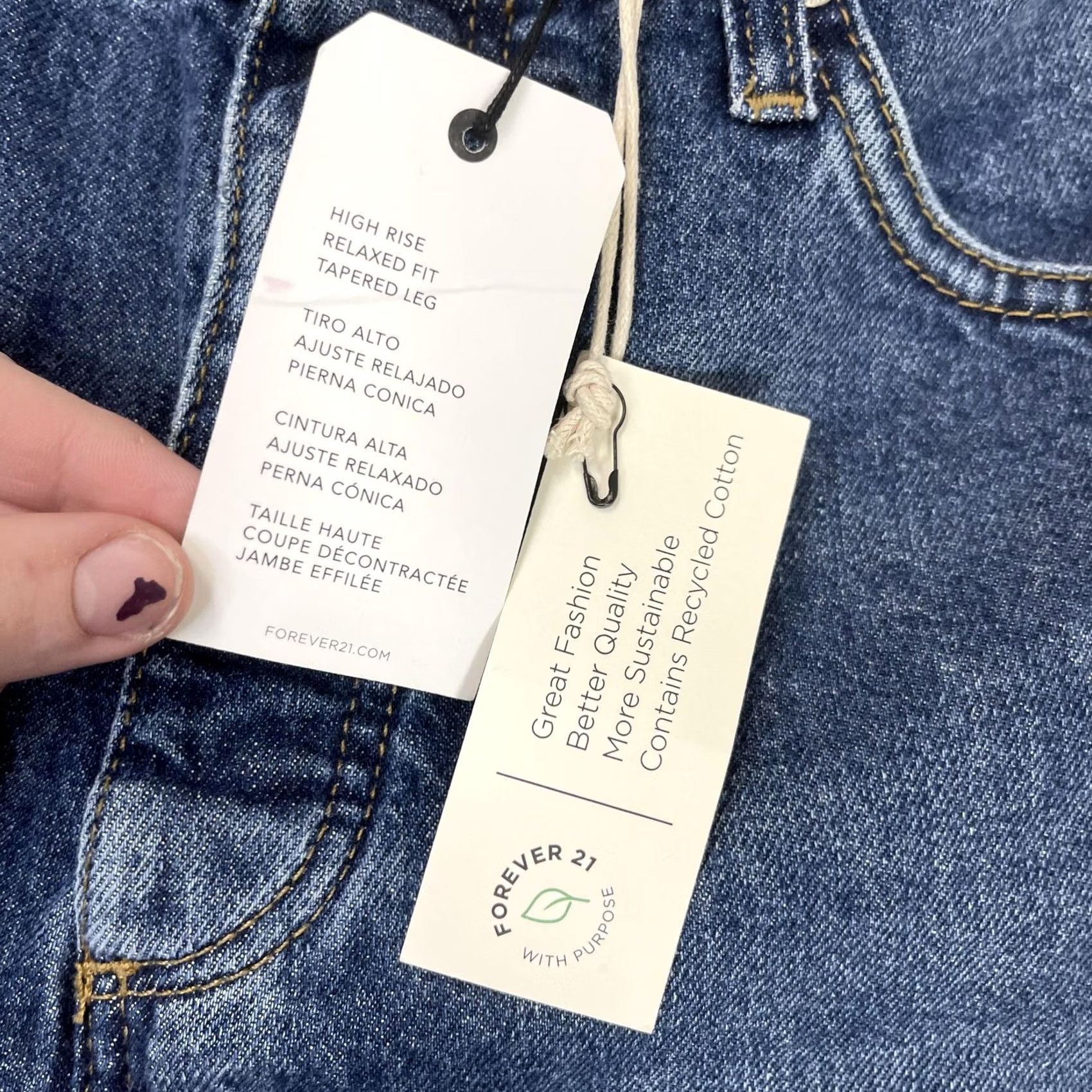 Forever 21 Forever 21 Premium Relaxed Tapered Jeans Womens 28 Blue High Rise Distressed Denim 5-Pocket Zip Fly Regular Rise 100% Cotton Jeans Womens Size 28" / US 6 / IT 42 - 3 Thumbnail