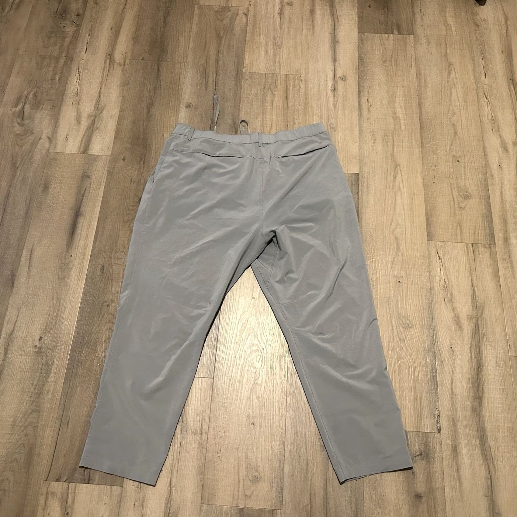Fabletics Fabletics Mens Golf Chino Pants 34 Gray Breathable Pockets Size US 34 / EU 50 - 3 Thumbnail