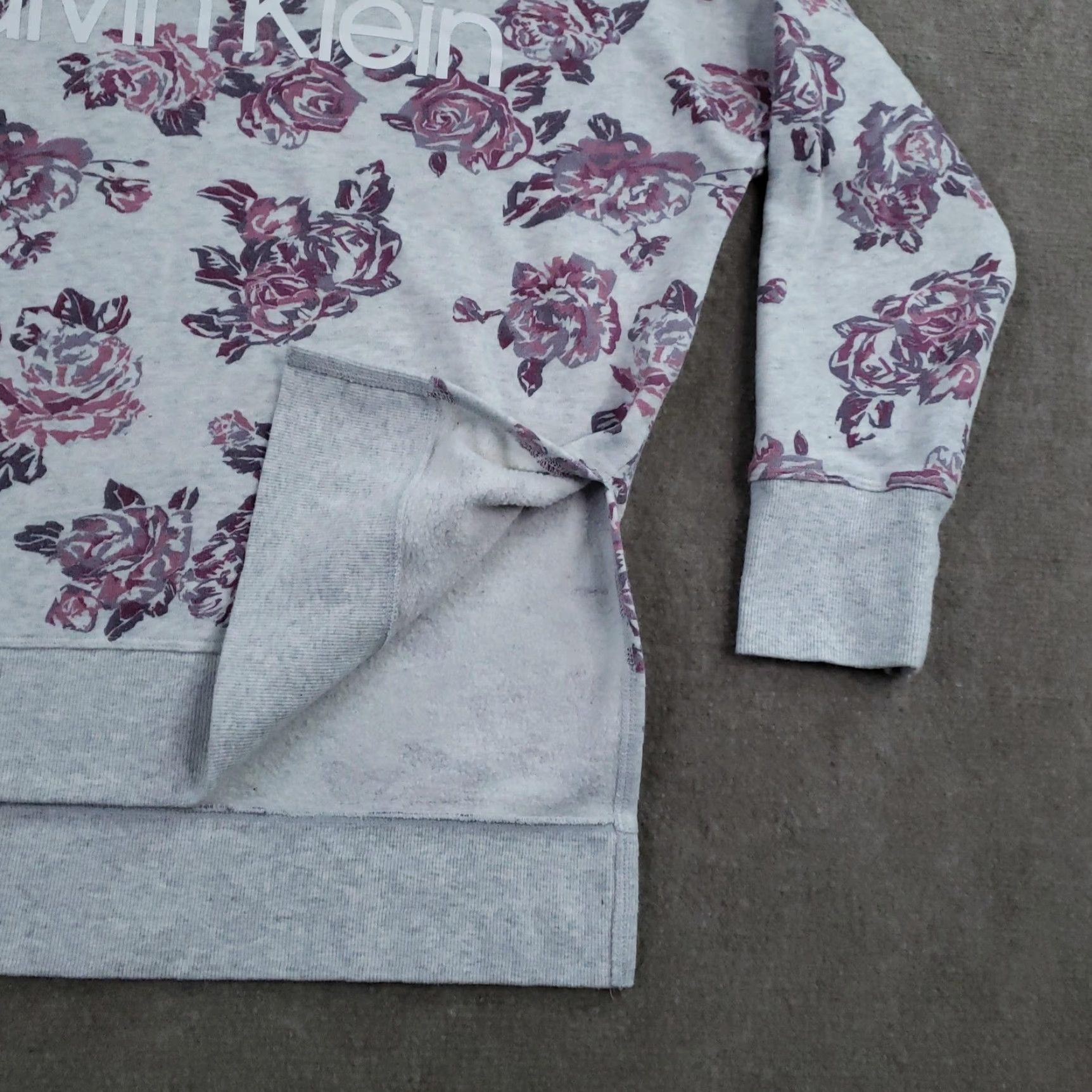 Calvin Klein Calvin Klein Sweatshirt Womens Large Gray Floral Rose Cowl Neck Logo Pullover Size L / US 10 / IT 46 - 5 Thumbnail