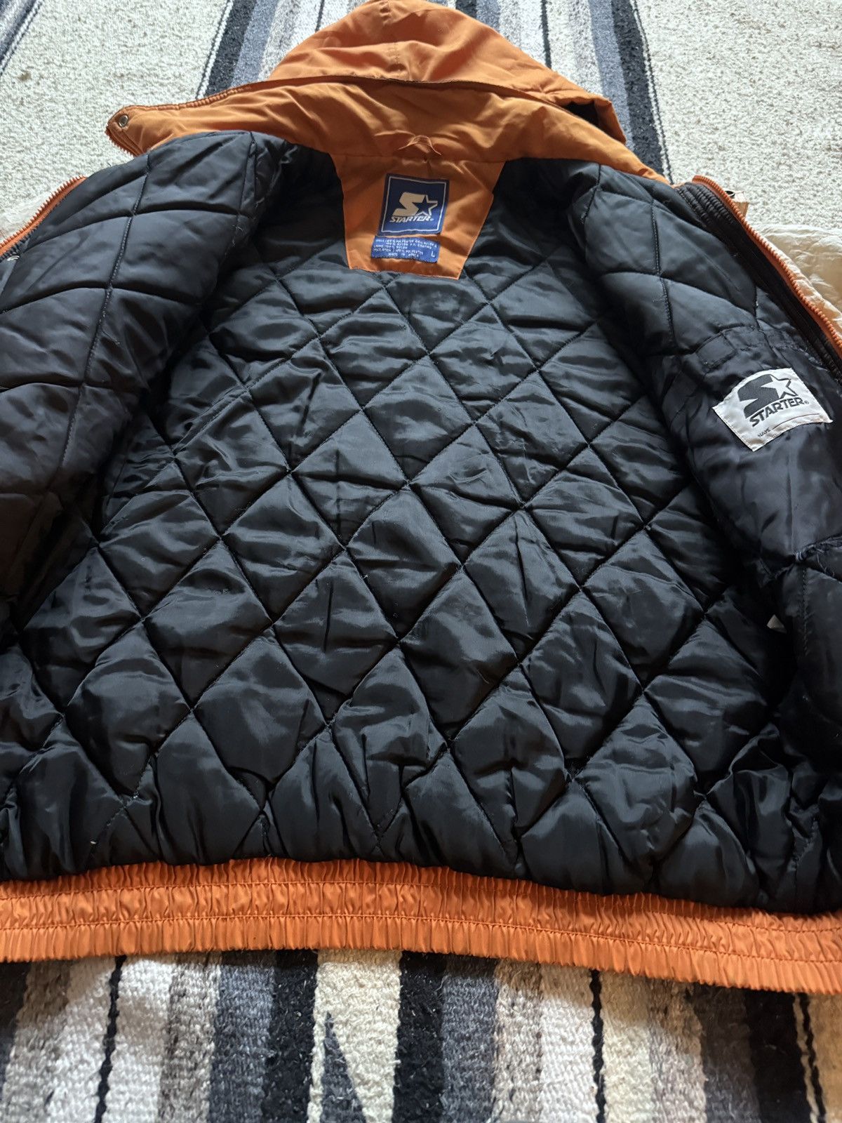 Starter Vintage 90s University of Texas UT Longhorns Starter Jacket Size US L / EU 52-54 / 3 - 9 Thumbnail